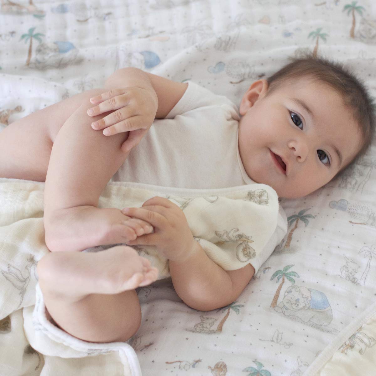Aden + Anais Dream Blanket - Premium 100% Cotton Muslin Baby Blanket for Newborns, Boys & Girls | Soft Lightweight Nursery & Crib Blanket | Unisex Infant & Toddler Bedding | Perfect Baby Shower Gift & Registry Essential | My Darling Dumbo Print | Ideal for Swaddling, Stroller Cover & Comfort Blanket