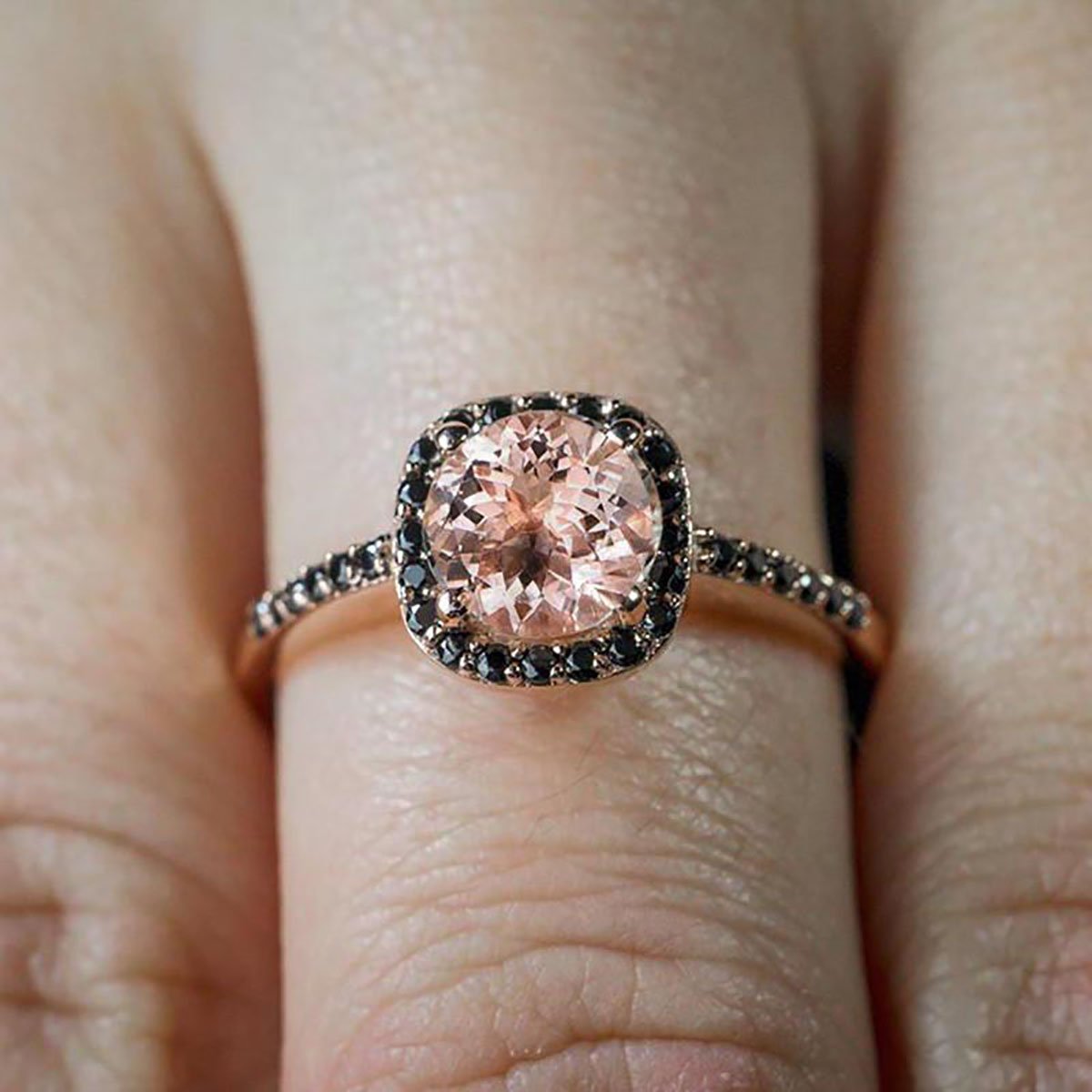 1.25 Carat Round Cut Morganite & Black Diamond Moissanite Engagement Ring in 18k Gold Plating - Perfect for Proposals, Weddings & Anniversary Gifts