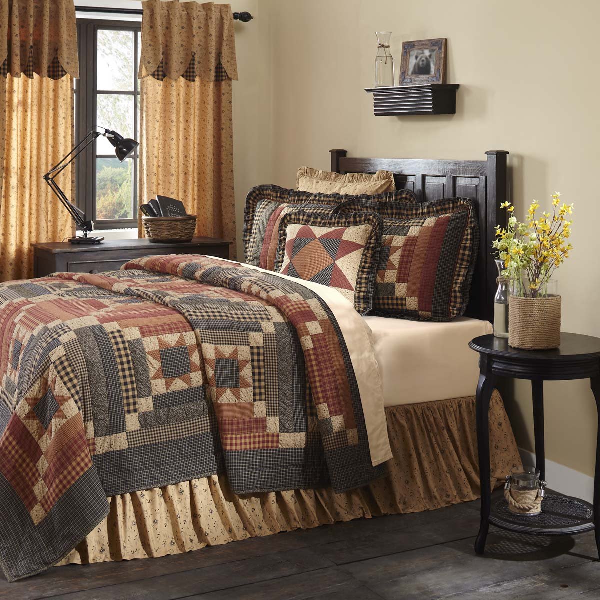 VHC Brands Maisie California King Quilt 130