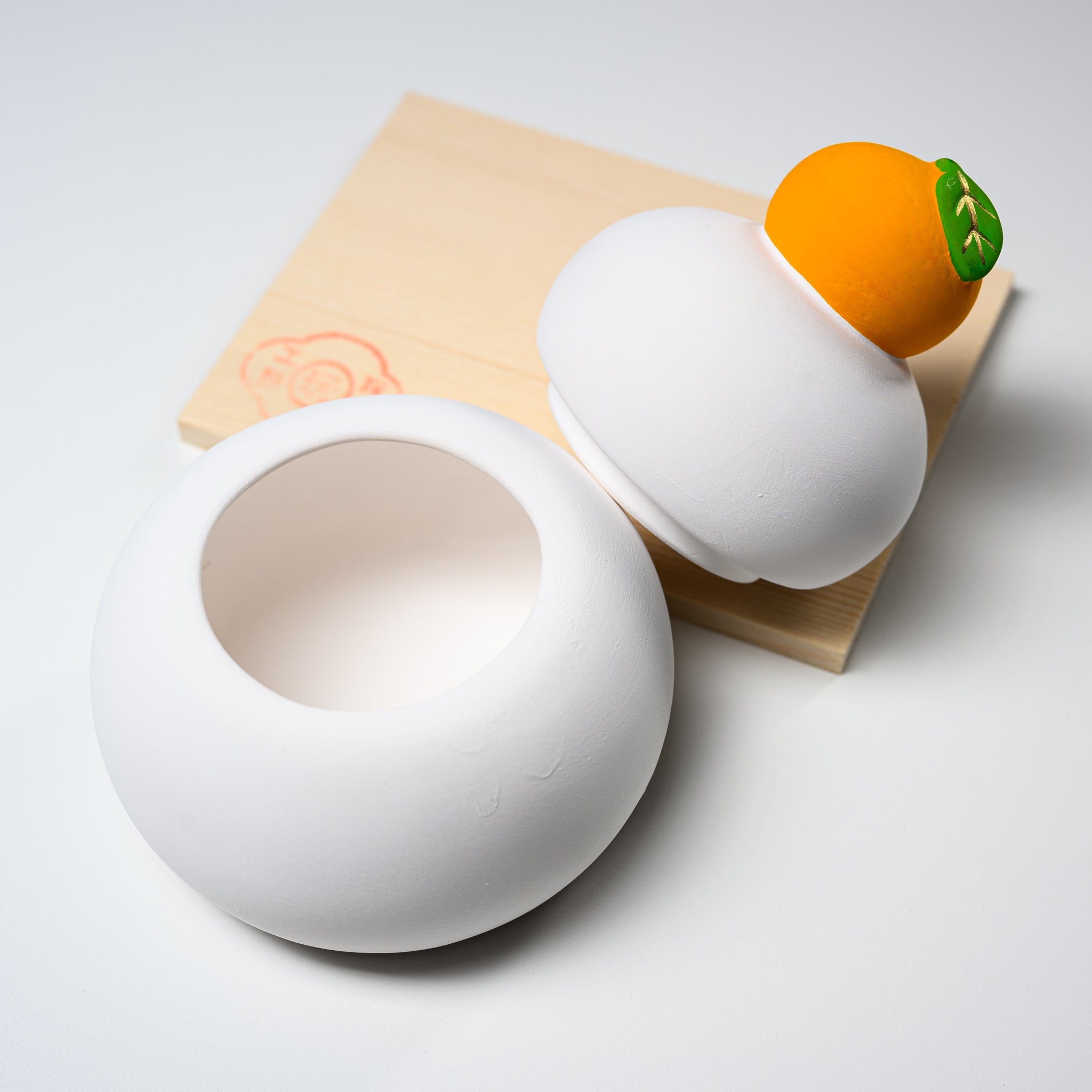 Seto Ware Lucky Ornament Kagami Mochi - Japanese New Year Decorative Rice Cake for Good Fortune | Traditional Home & Office Decoration
