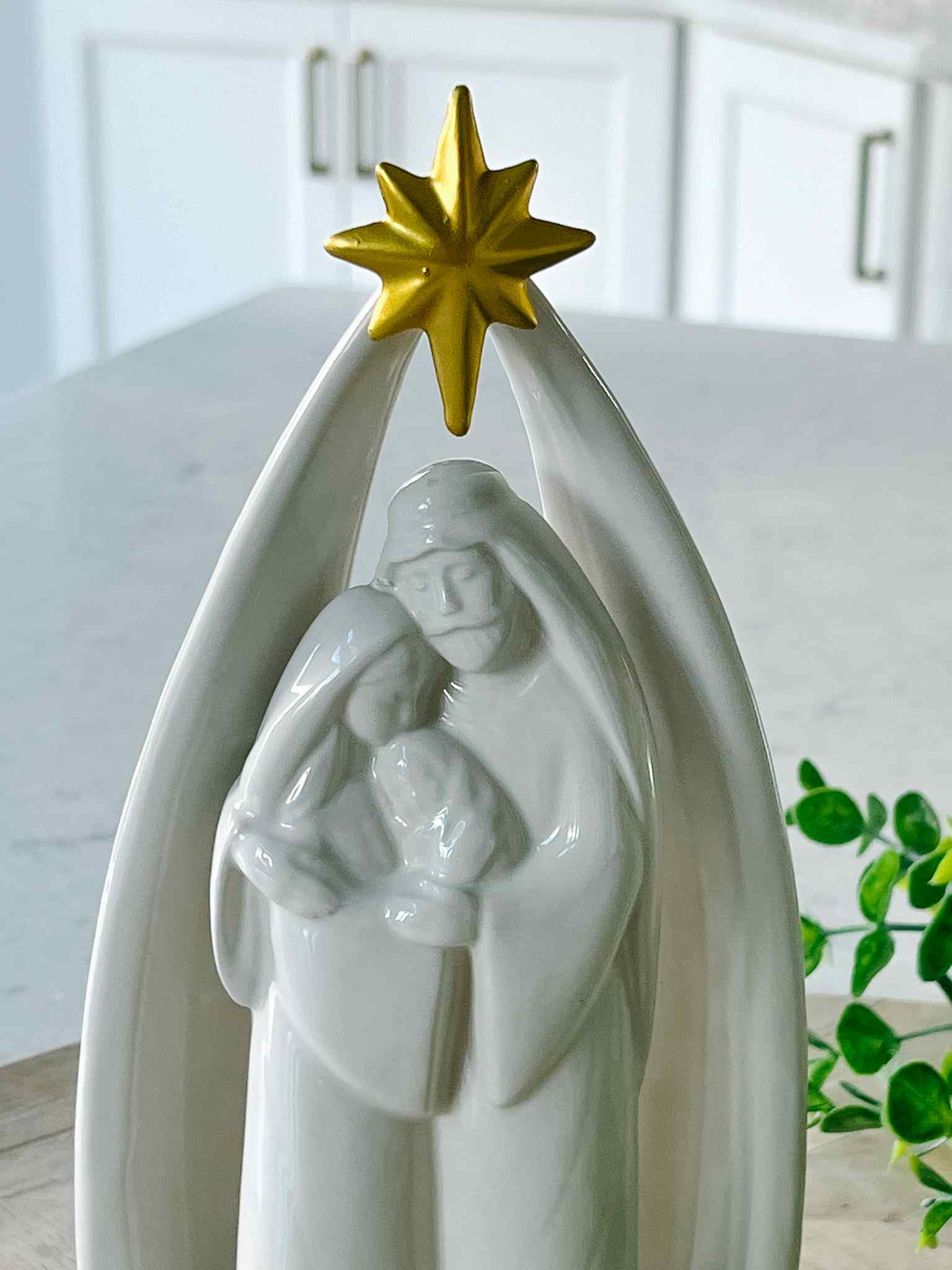 Hand-Painted Ceramic Holy Family Nativity Set - Perfect for Christmas Decor, Home Altar & Gift Giving