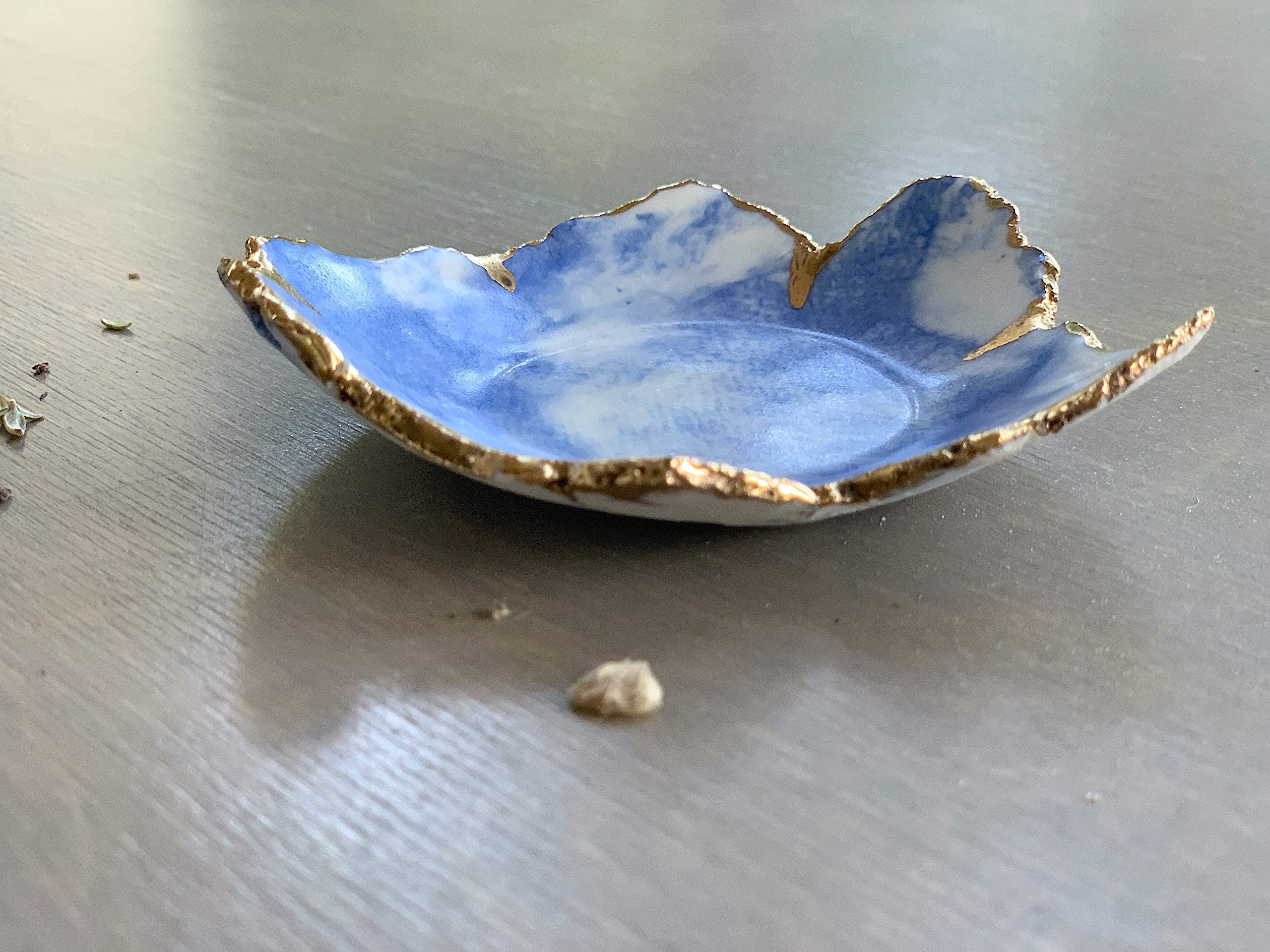 Handmade White Blue Gold Marbled Ceramic Ring Dish - Unique Jewelry Tray for Women & Men - Perfect for Wedding, Anniversary, Birthday Gifts - Elegant Home Decor for Bedroom, Bathroom & Vanity Organization