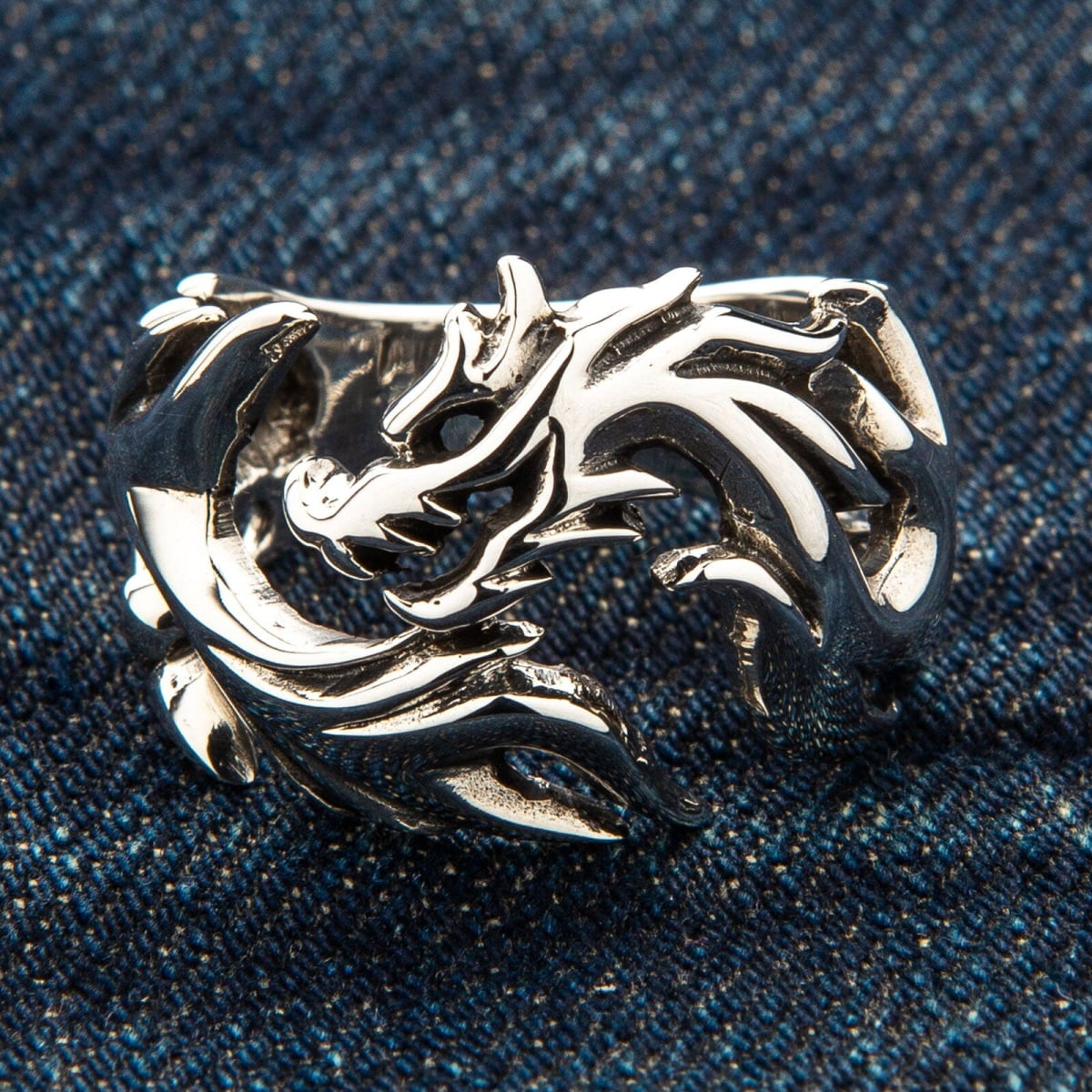 Flame Wolf Sterling Silver Gothic Ring for Men & Women - Dark Aesthetic Jewelry for Punk, Gothic, and Alternative Fashion Lovers - Perfect for Parties, Concerts, and Everyday Wear