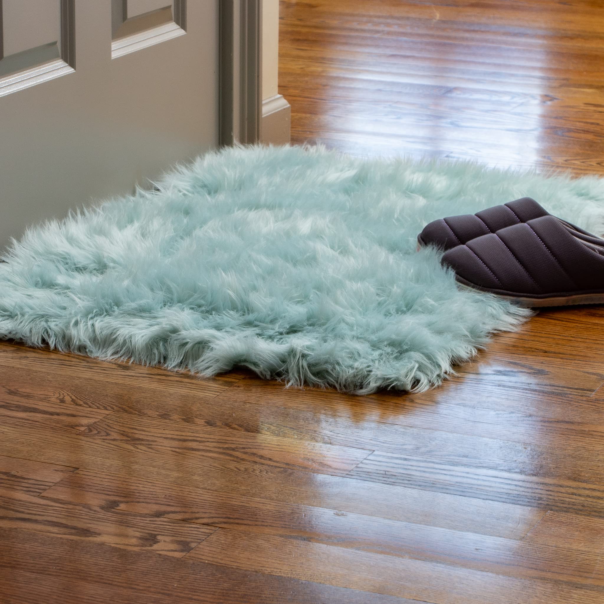 Premium Faux Sheepskin Area Rug - Ultra Soft & Fluffy 2x3 Feet Teal Shag Carpet for Bedroom, Living Room, Nursery | Cozy Home Decor & Floor Mat for Kids Play Area