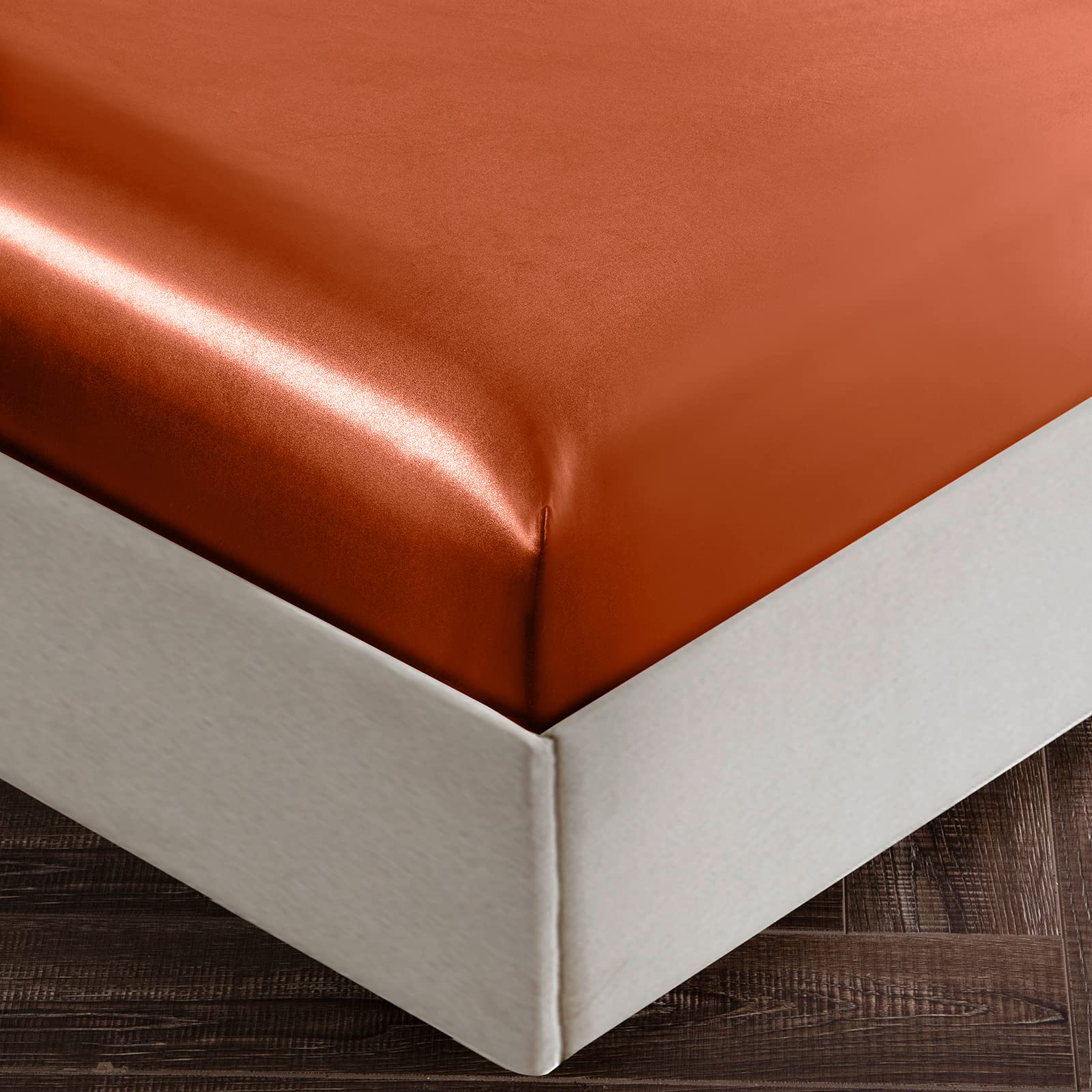 SiinvdaBZX 4-Piece Queen Size Satin Sheet Set - Ultra Silky Soft Autumn Orange Bedding with Deep Pockets (1 Fitted Sheet, 1 Flat Sheet, 2 Pillowcases with Envelope Closure) - Luxury Bed Sheets for Master Bedroom, Guest Room & Hotel Use