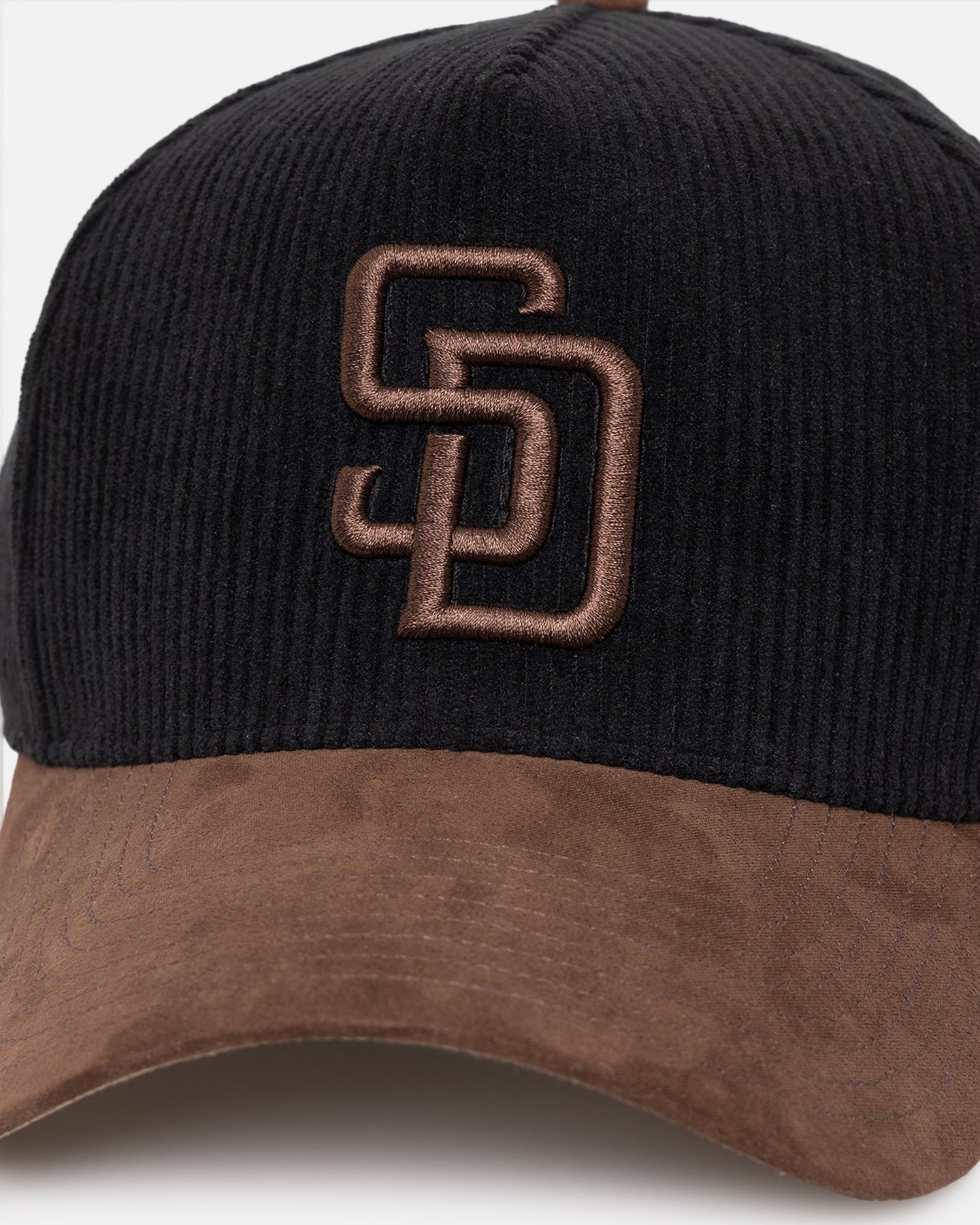47 Brand San Diego Padres 'Black Barren' Snapback Hat - Adjustable 47 Offside DT Baseball Cap for Men & Women - Perfect for Games, Casual Wear & Sports Fans