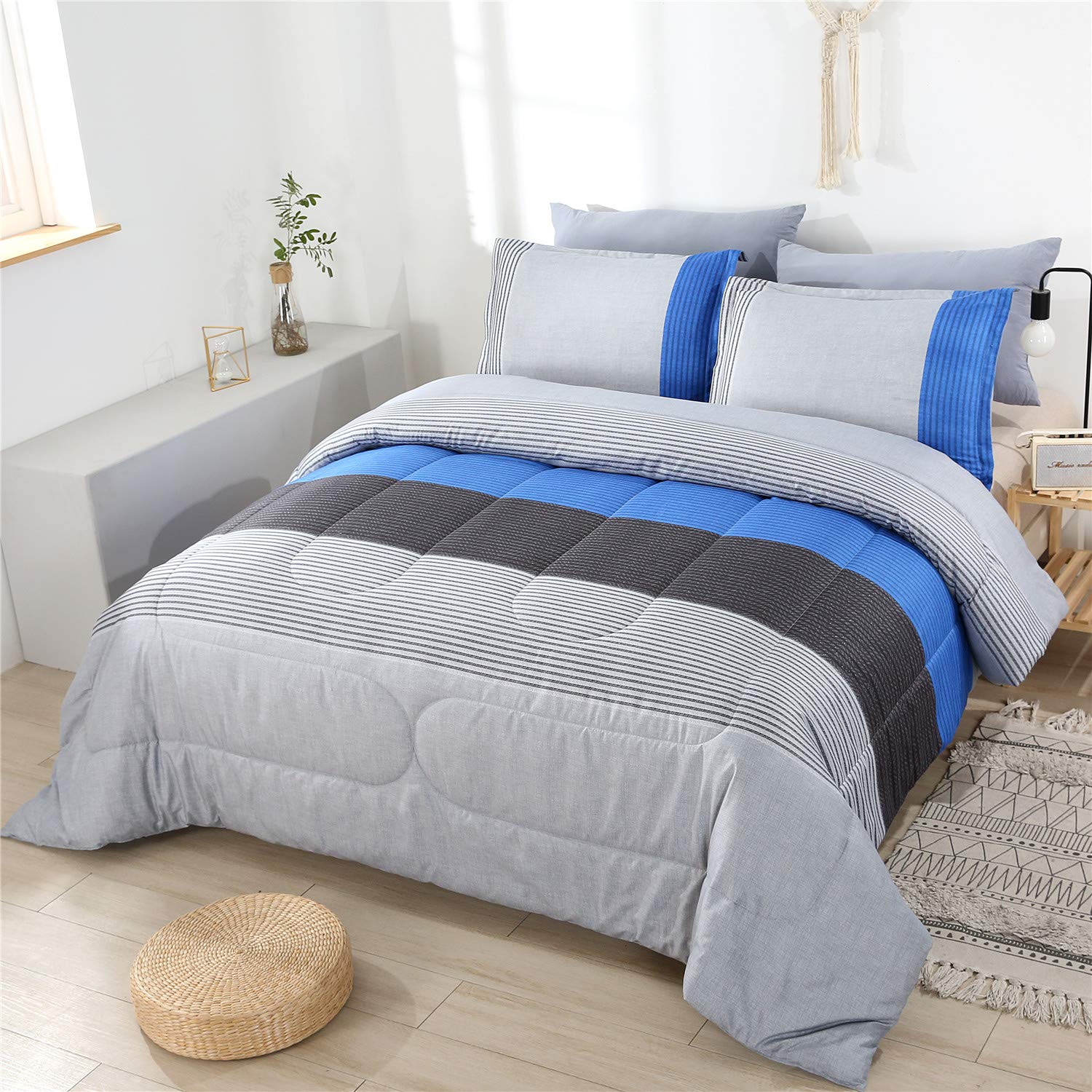 PERFEMET Blue Striped Comforter Set Queen Size - 3 Piece Blue & Grey Patchwork Bedding Set | Soft Lightweight Down Alternative Quilt for Teens, Boys, Girls, Men & Women | Perfect for Dorm Rooms, Guest Bedrooms & Cozy Nights (Blue, Queen)