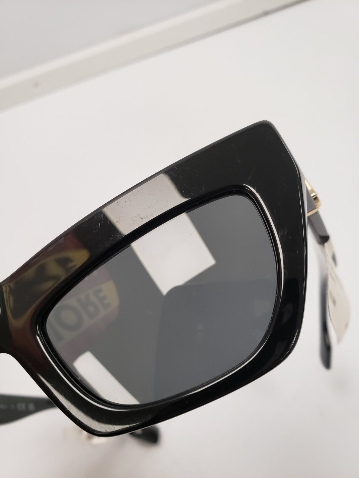 Burberry B4405 Sunglasses for Women & Men - Luxury Designer Shades with UV Protection - Perfect for Outdoor Activities, Travel & Fashion
