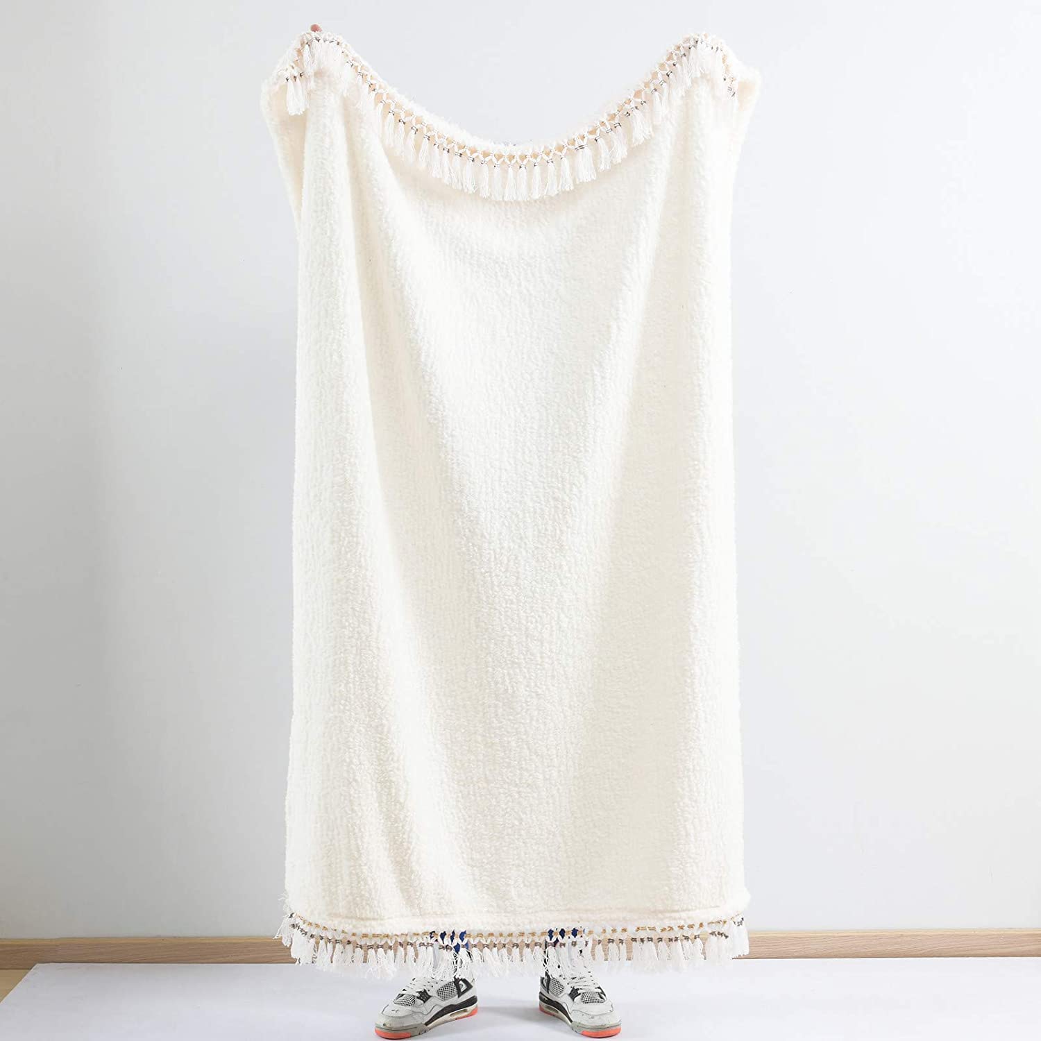 Ultra Soft Fleece Sherpa Blanket Queen Size 90x90 Inches - Lightweight Cozy Boho Bed Blanket with Decorative Tassels, Reversible Pattern in Antique White - Perfect for Bedroom, Living Room, Sofa & Winter Camping