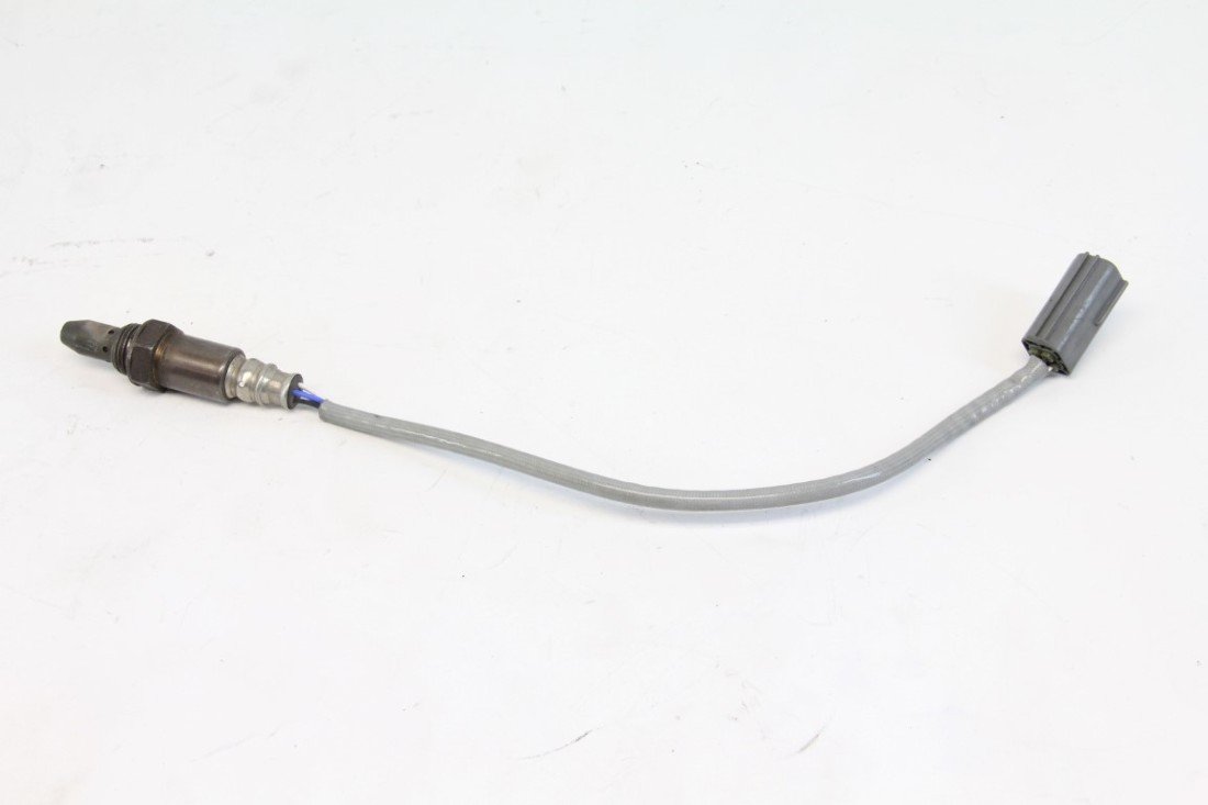 Infiniti 22693-1NA0A Oxygen Sensor Replacement - Compatible with Nissan/Infiniti Vehicles - High Performance O2 Sensor for Improved Fuel Efficiency & Emissions - Perfect for Engine Diagnostics & Tuning