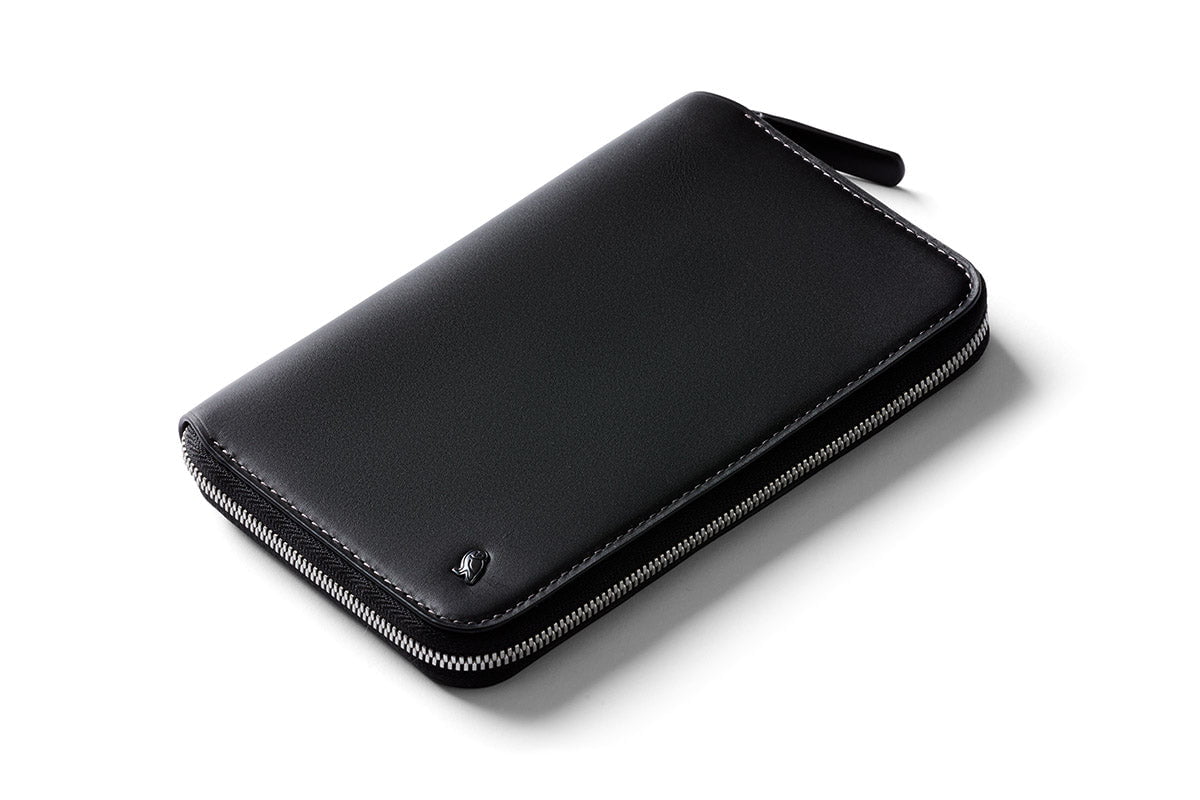Bellroy Travel Folio Second Edition - Premium Leather Passport Holder & Travel Wallet for Men & Women - Perfect for Airports, Business Trips & International Travel