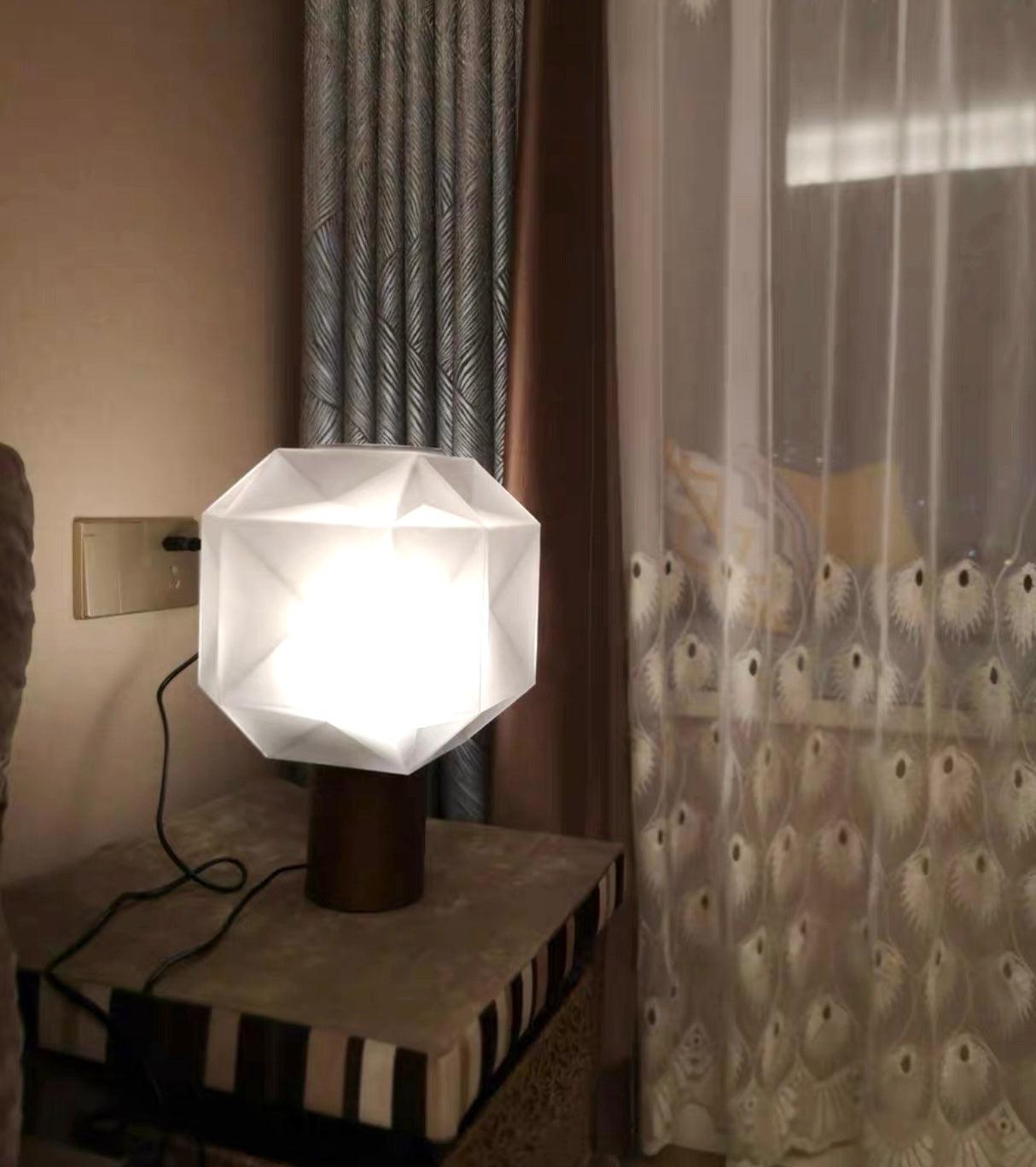 Modern Cubo Table Lamp - Stylish LED Nightstand Light for Bedroom, Living Room & Office - Soft Warm White Lighting for Reading & Relaxation