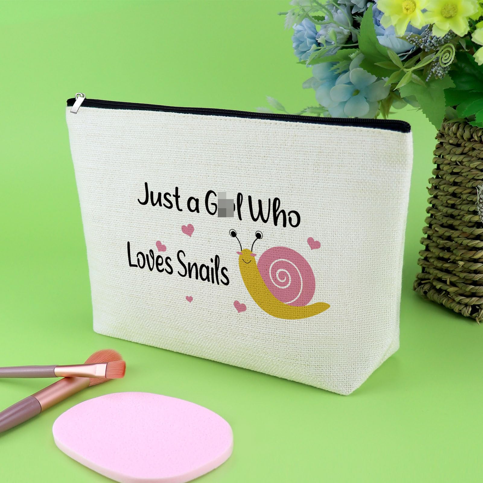 Snail Themed Makeup Bag - Cute Cosmetic Pouch for Snail Lovers | Perfect Gift for Daughter, Sister, Friend | Birthday, Christmas, Graduation Present | Great for Travel, School & Daily Makeup Storage