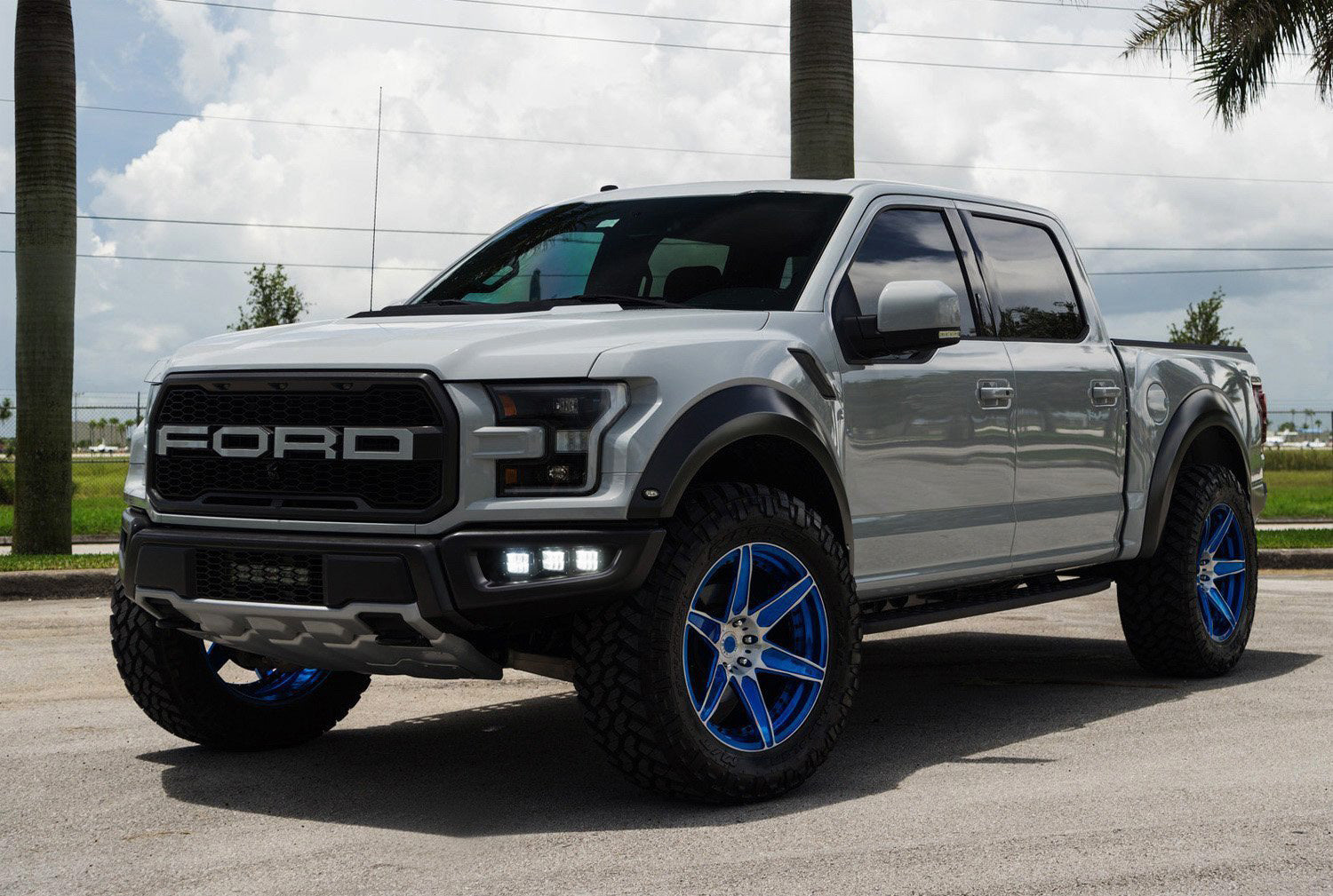 144W Triple LED Fog Light Kit with Lower Bumper Bracket & Wiring Harness for 2017+ Ford Raptor - Off-Road Adventure, Night Driving & Extreme Weather Visibility Upgrade
