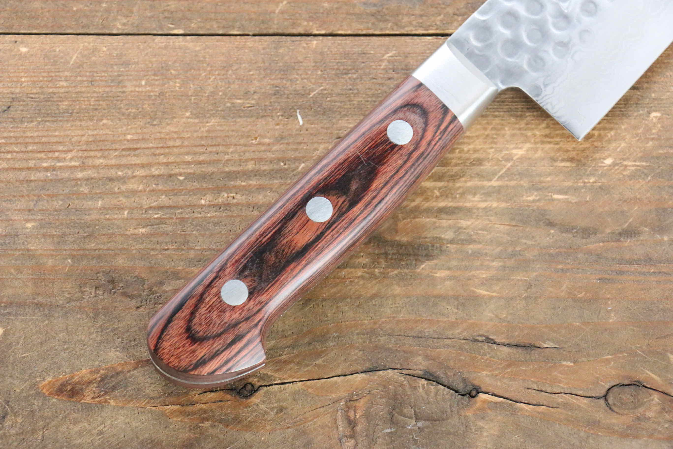 Premium Jikko VG10 17-Layer Damascus Santoku Knife 180mm with Mahogany Handle - Japanese Kitchen Knife for Professional Chefs & Home Cooking, Perfect for Slicing, Dicing & Chopping Vegetables, Meat & Fish