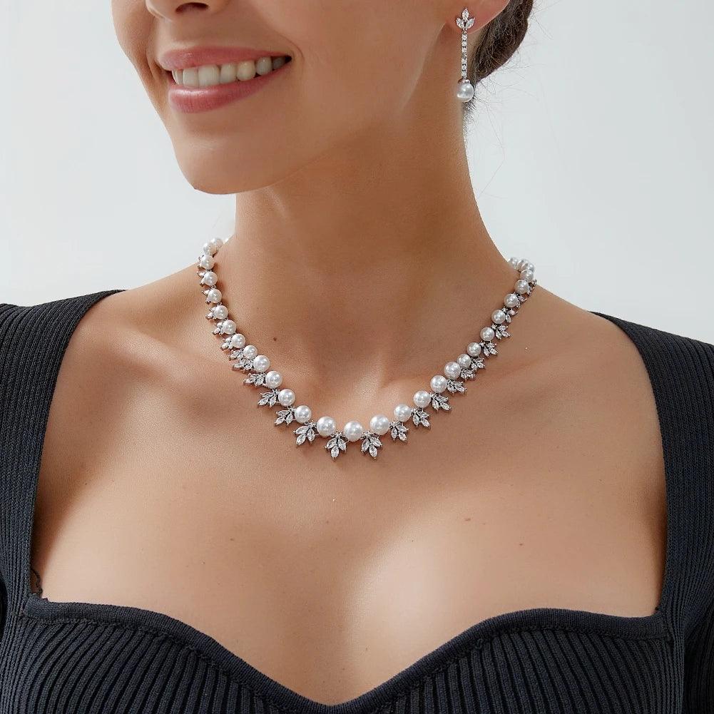 Luxury Flower Pearl Necklace for Women - 2 Piece High-Quality Cubic Zirconia Jewelry Set, Elegant Wedding & Party Gift, Perfect for Bridal, Anniversary, and Formal Occasions