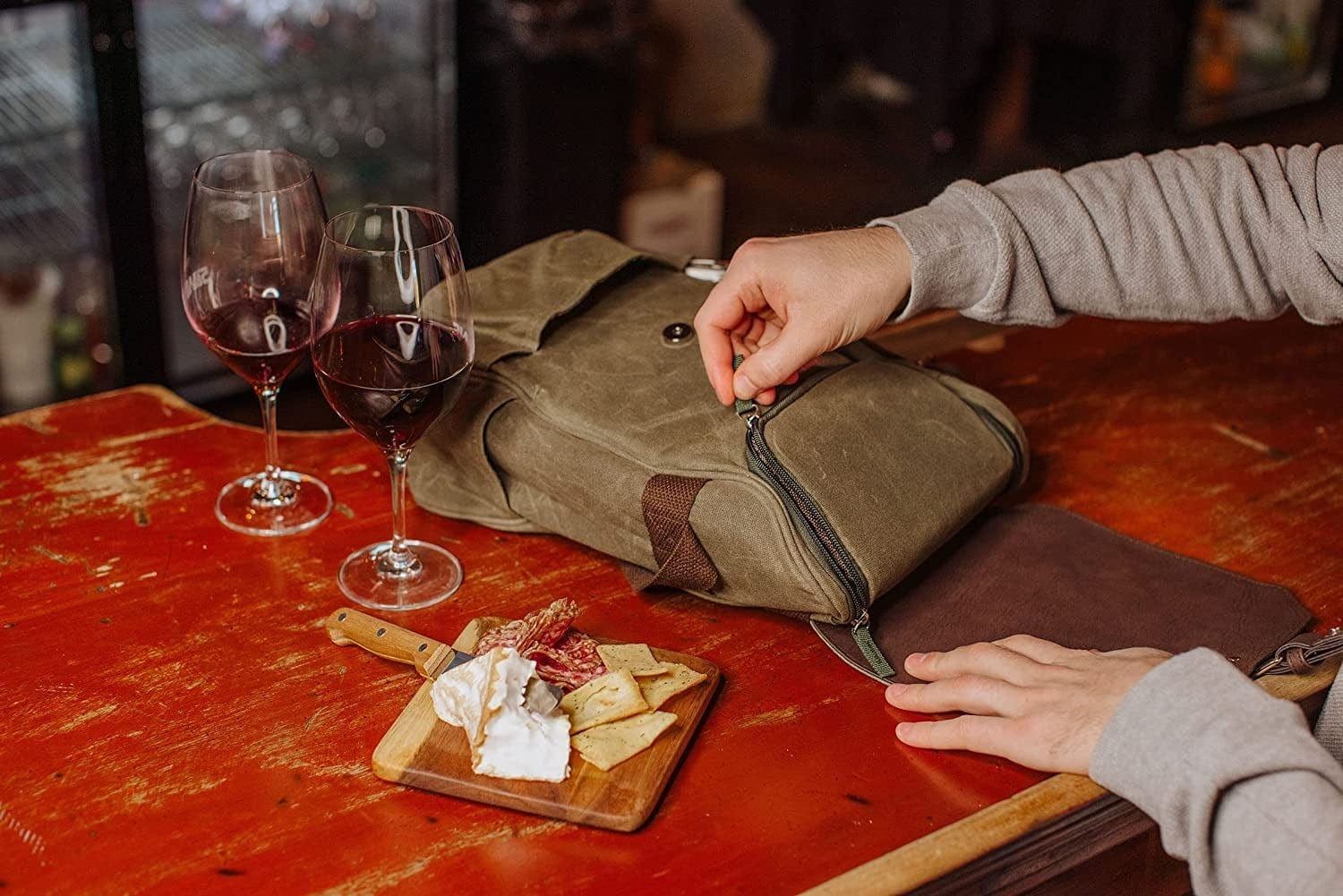 Premium Insulated Wine & Cheese Cooler Bag - Holds 2 Bottles - Perfect for Picnics, Beach Trips & Outdoor Parties