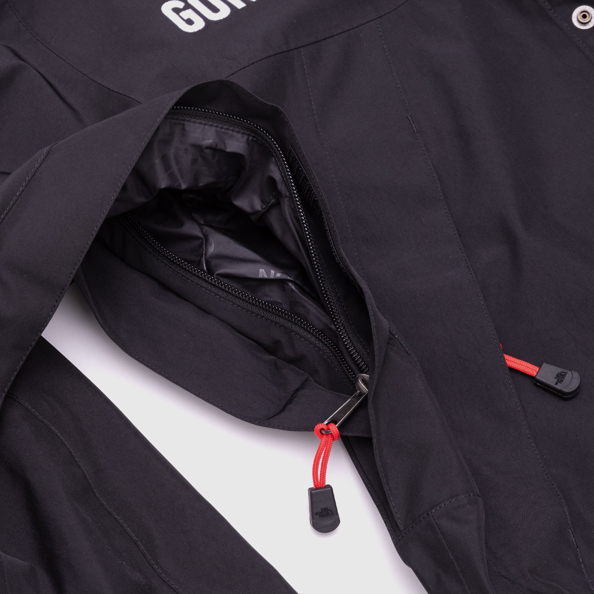 GORE-TEX Waterproof Mountain Jacket for Hiking & Outdoor Adventures - Windproof & Breathable Rain Jacket for Men & Women