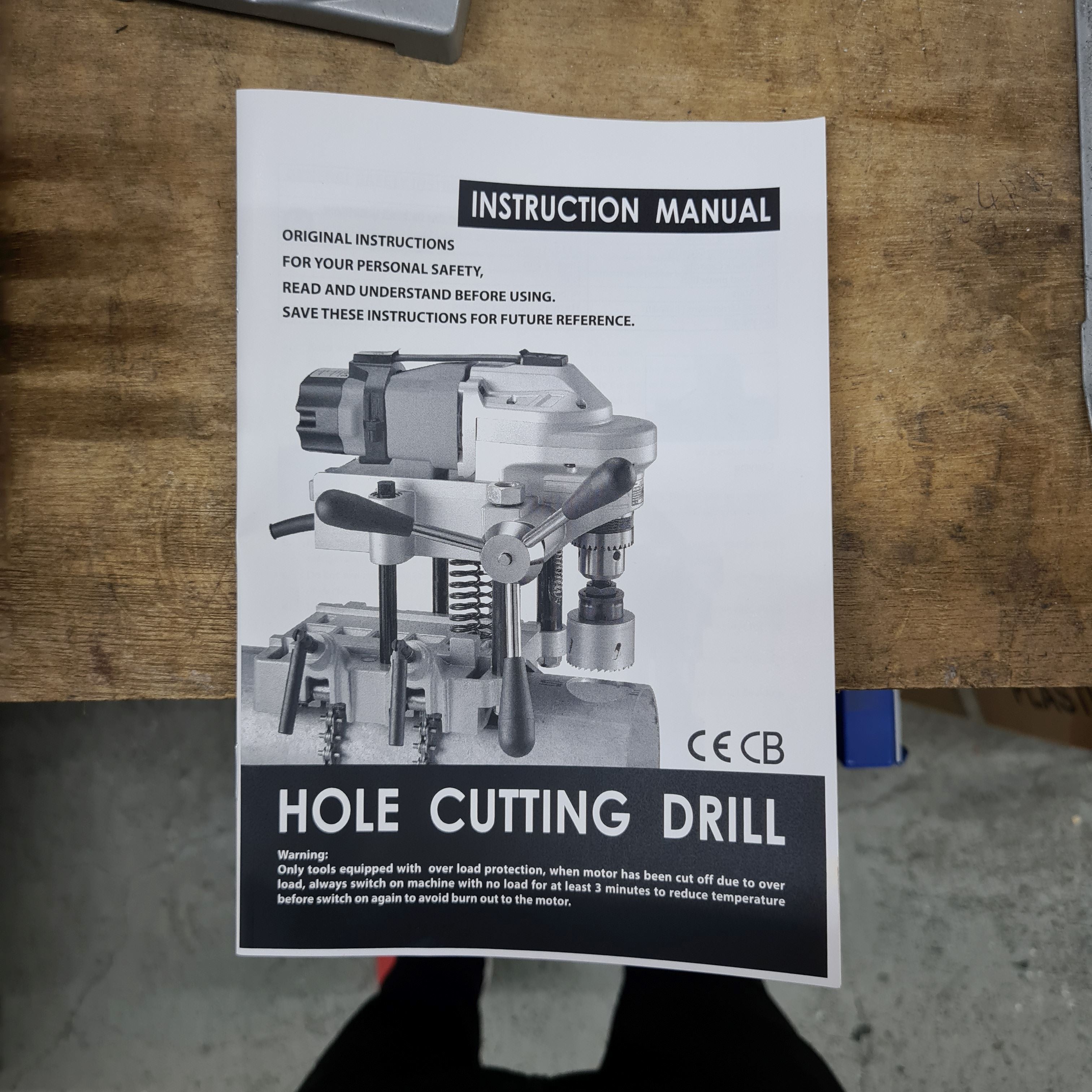 AGP 230V Chain Pipe Hole Cutting Drill - HC127 Model for Metalworking, Plumbing, and HVAC Installation