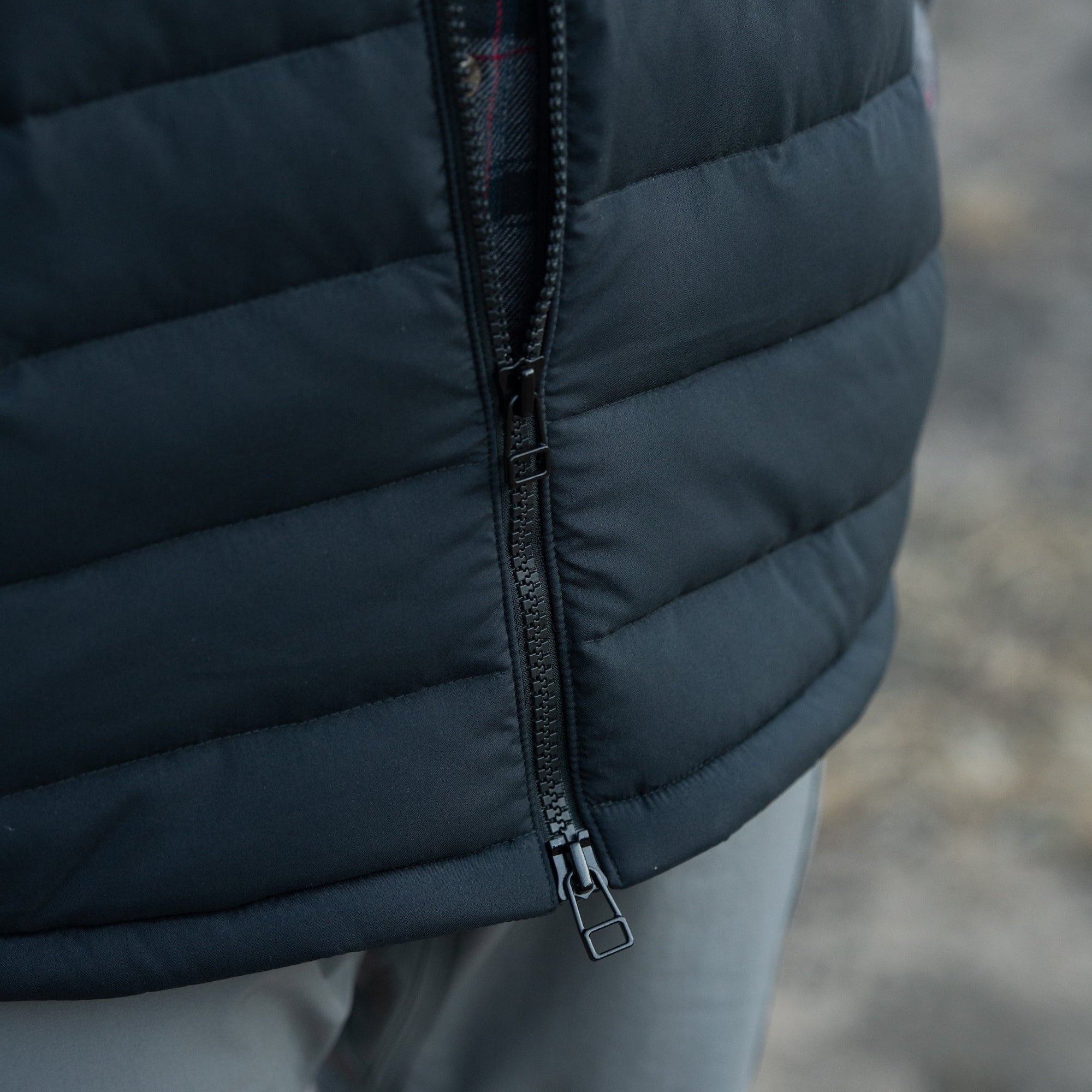 Men's Classic Fit Rider Vest - Stylish & Comfortable for Motorcycle Riding, Outdoor Adventures & Casual Wear