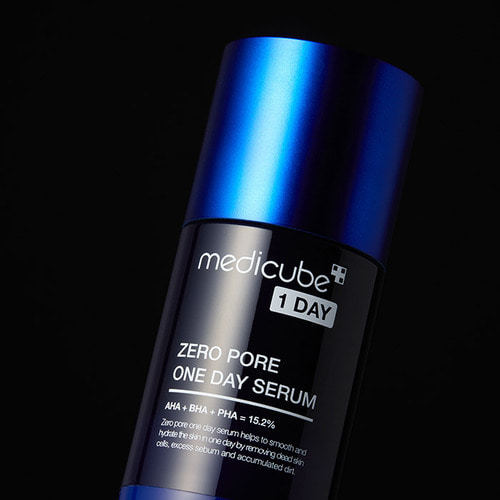 Medicube Zero Pore One Day Serum 30ml - Korean Pore Minimizing Serum for Oily & Acne-Prone Skin | Daily Skincare Treatment for Clear Complexion | Perfect for Morning & Night Routine