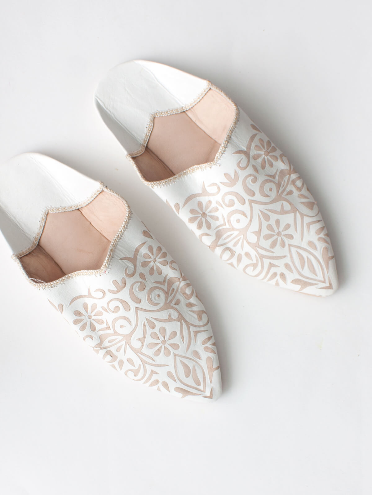 Authentic Moroccan Leather Babouche Slippers - Handmade White Leather House Shoes for Men & Women | Perfect for Home, Lounge & Cultural Events