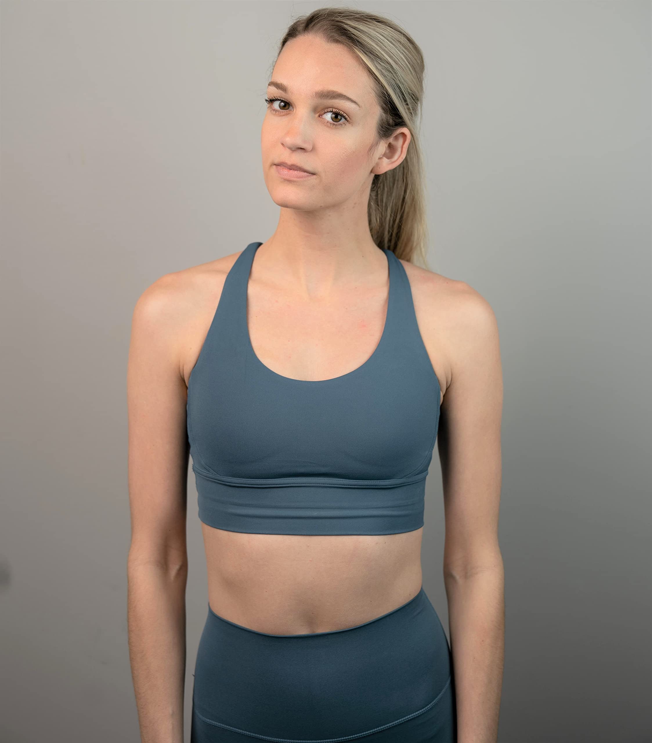 Snow Society Women's High Performance Sports Bras with Removable Pads - Full Figure Cross Back Seamless Yoga Bra for Workouts, Running, Gym & Active Lifestyle