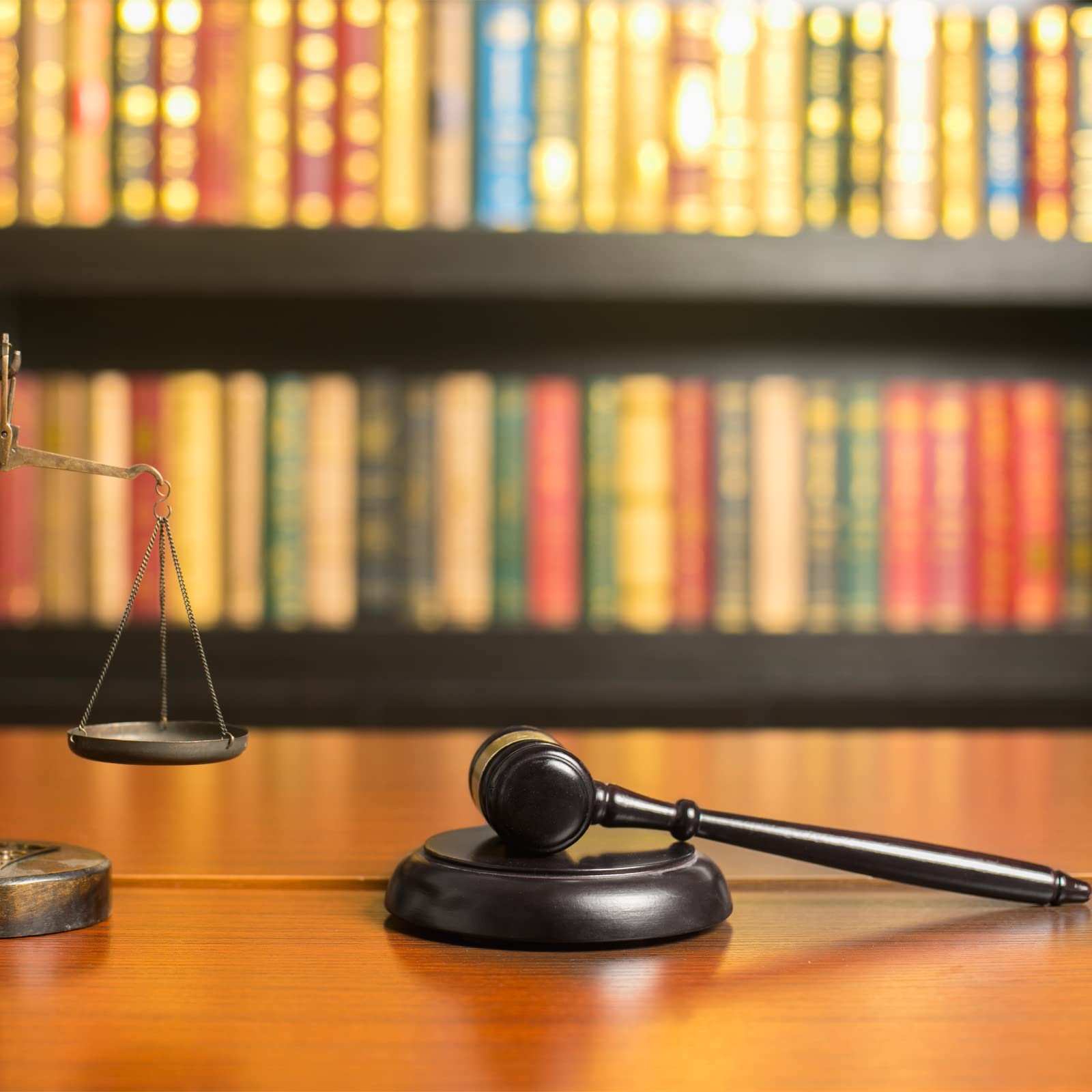 Custom Wooden Gavel & Sound Block Set for Lawyers, Judges & Auctions - Courtroom & Ceremonial Use