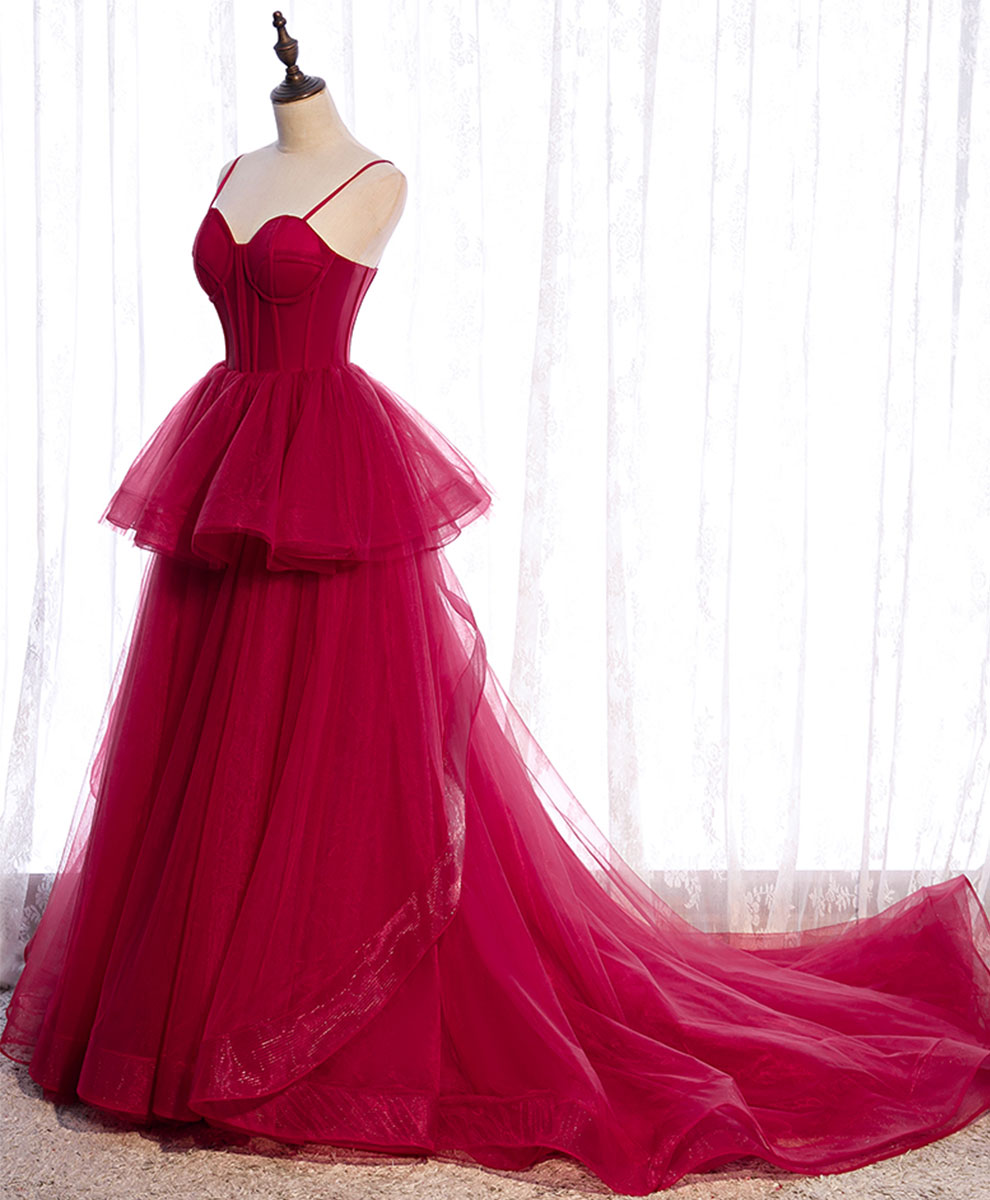 Elegant Red Long Prom Dresses with Sweetheart Neckline - Formal Evening Gown for Homecoming, Wedding, and Special Occasions