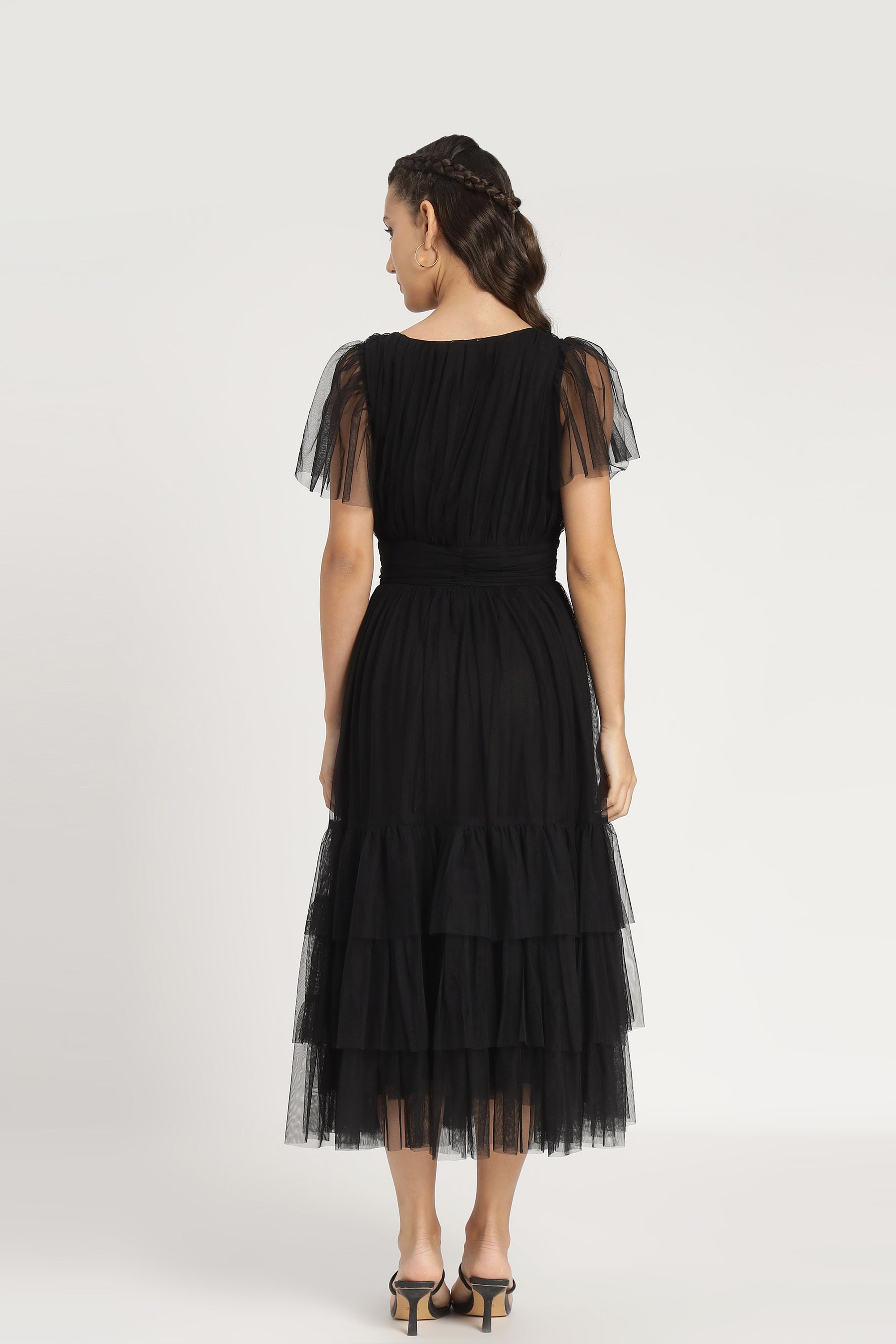 Elegant Madison Black Tulle Bridesmaid Midi Dress for Weddings, Parties & Formal Events - Flowy A-Line Skirt & Comfortable Fit