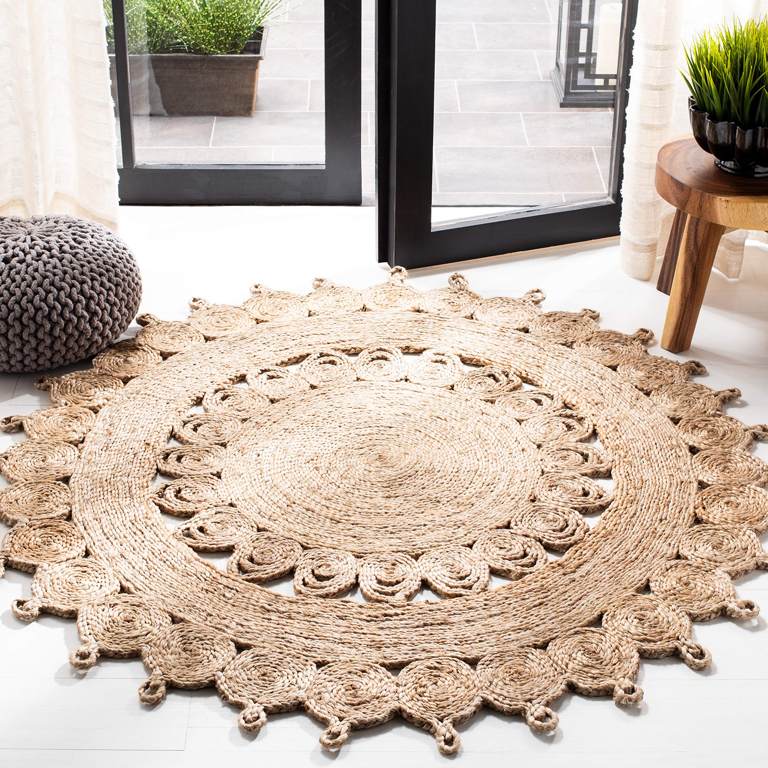 SAFAVIEH Handmade Boho Jute Area Rug - 5' Round Natural Fiber Rug for Living Room, Bedroom & High Traffic Areas | Farmhouse Decor, Eco-Friendly Floor Mat for Cozy Home & Office Spaces (NF162A)
