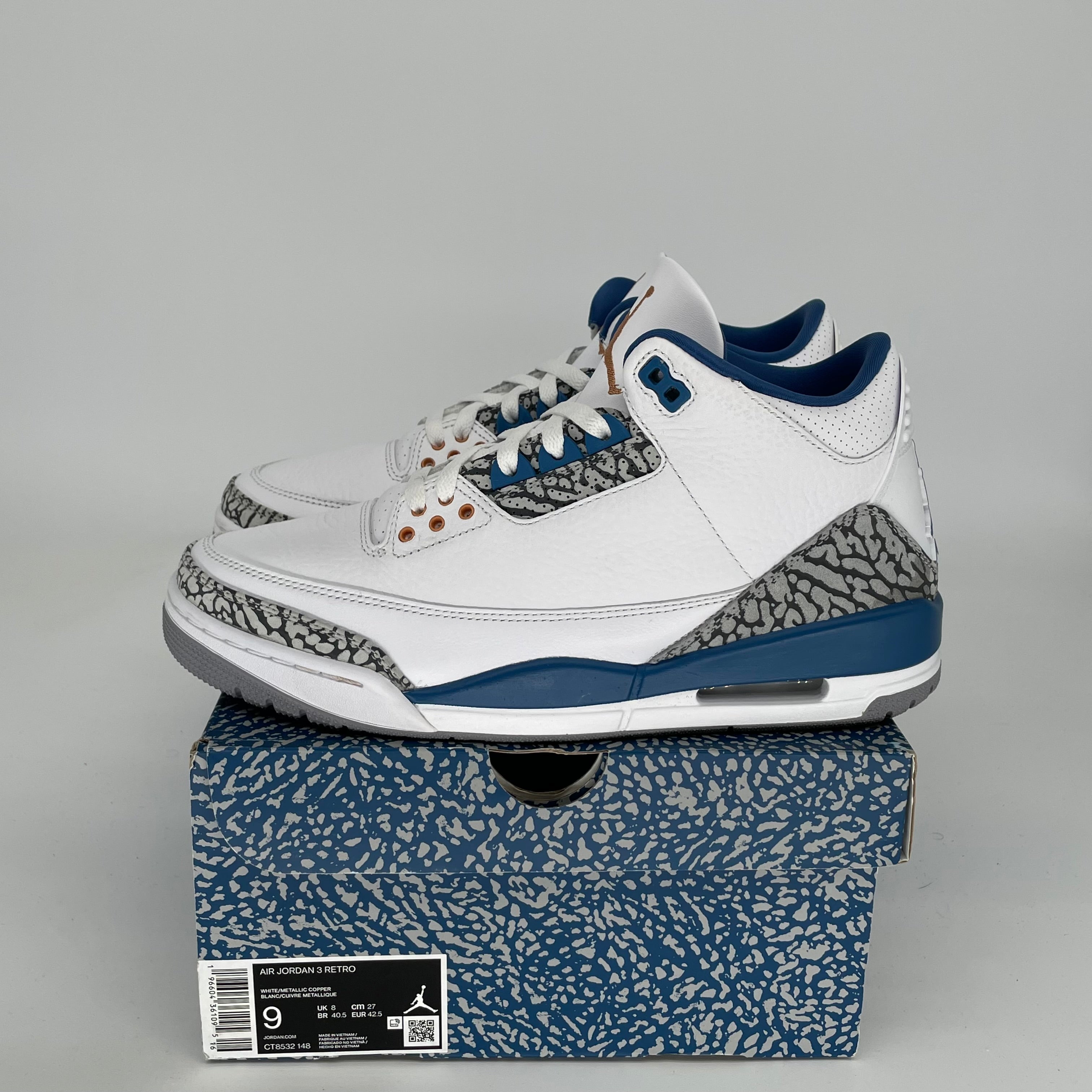 Original Air Jordan 3 Retro 'Wizards' Basketball Shoes - Size 9 (CT8532-148) - Men's Sneakers for Casual Wear & Street Style