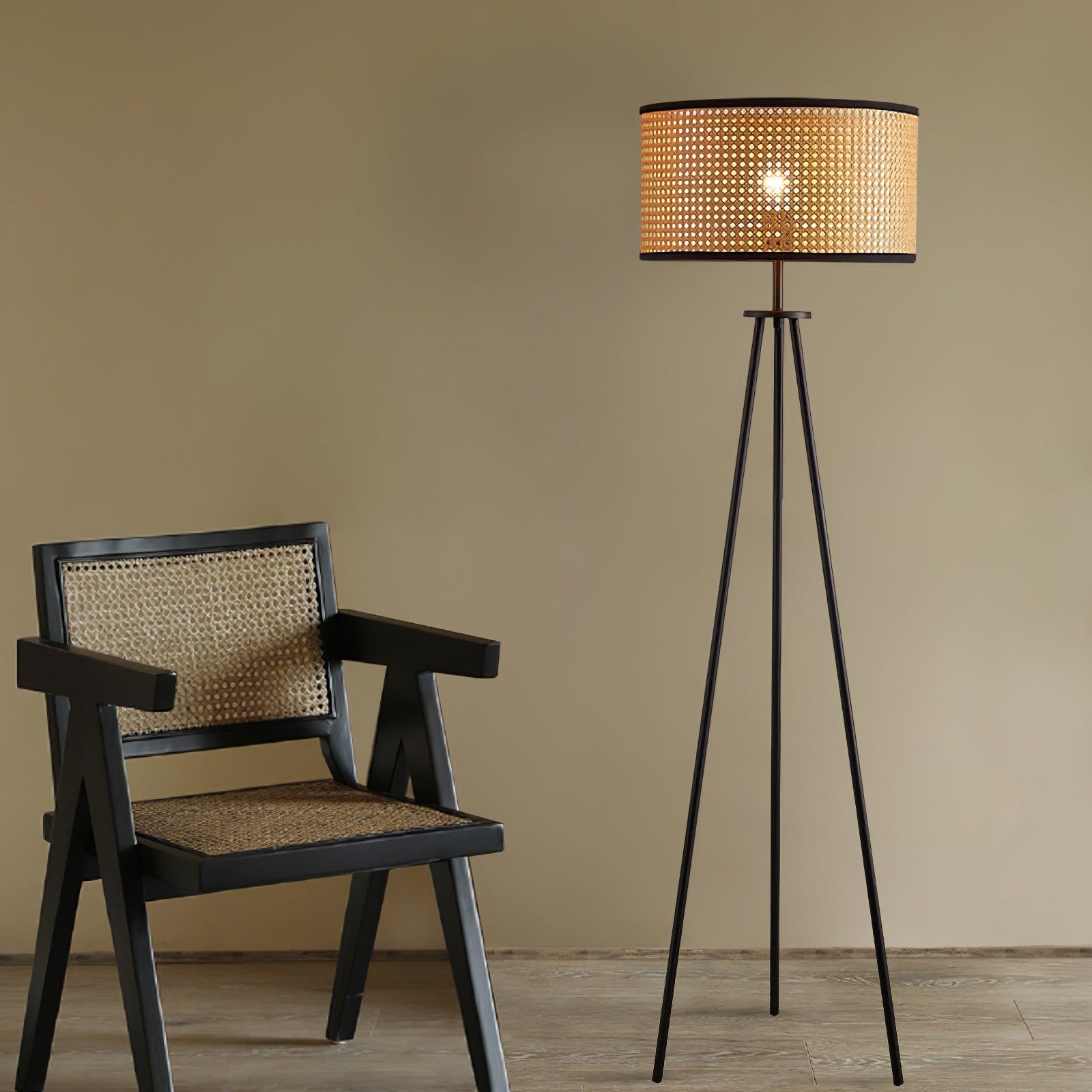 Modern Aubrey Floor Lamp - Adjustable Brightness LED Standing Light for Living Room, Bedroom & Office - Perfect for Reading, Working & Relaxing