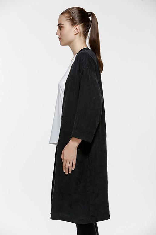Aio Kimono II - Japanese Traditional Kimono Robe for Women & Men - Elegant Loungewear for Home, Spa, and Yoga