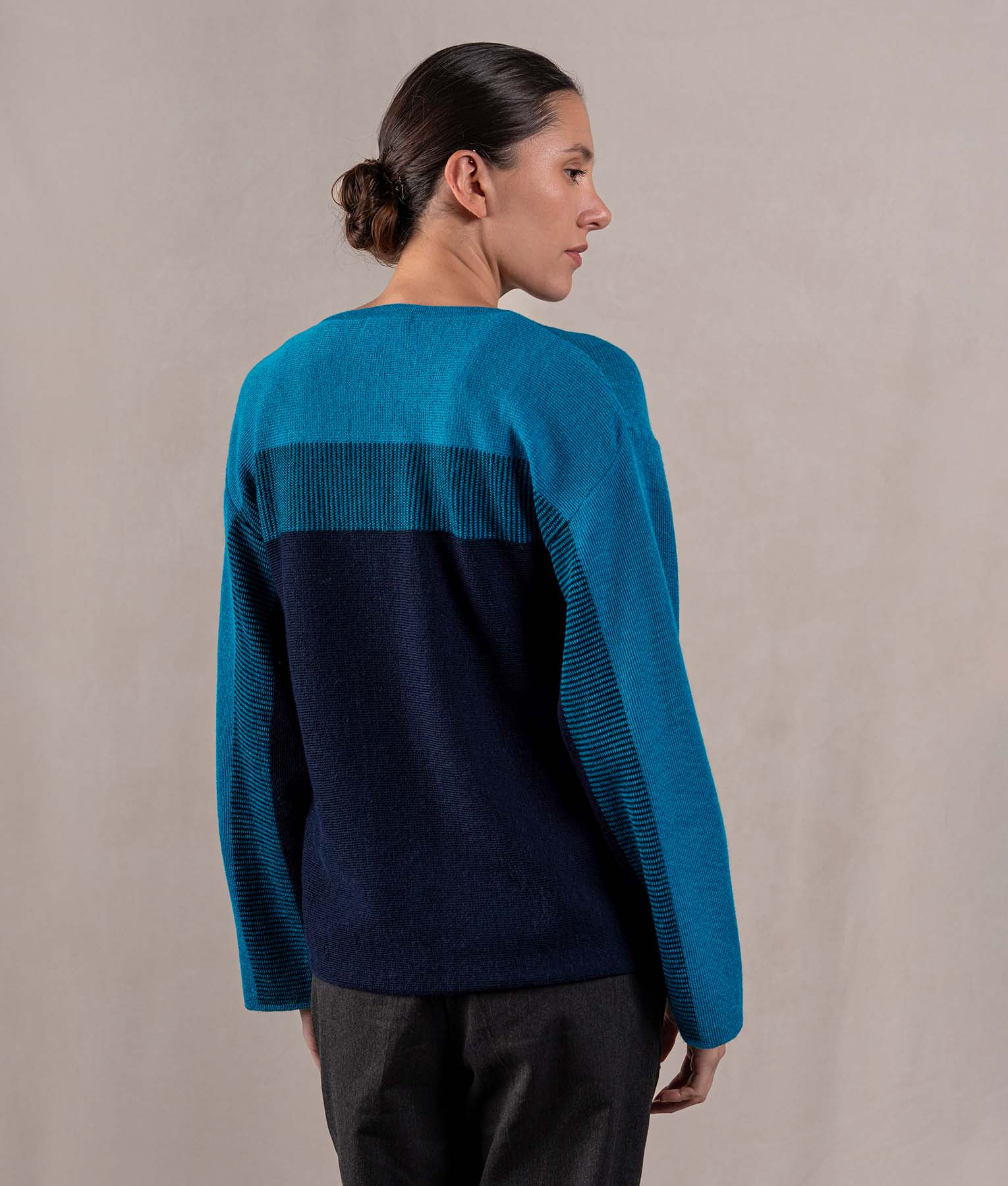 Easy Fit Sweatshirt Sweater for Women - Teal Blue & Midnight Navy Colors - Cozy Casual Wear for Everyday, Lounge & Outdoor Activities