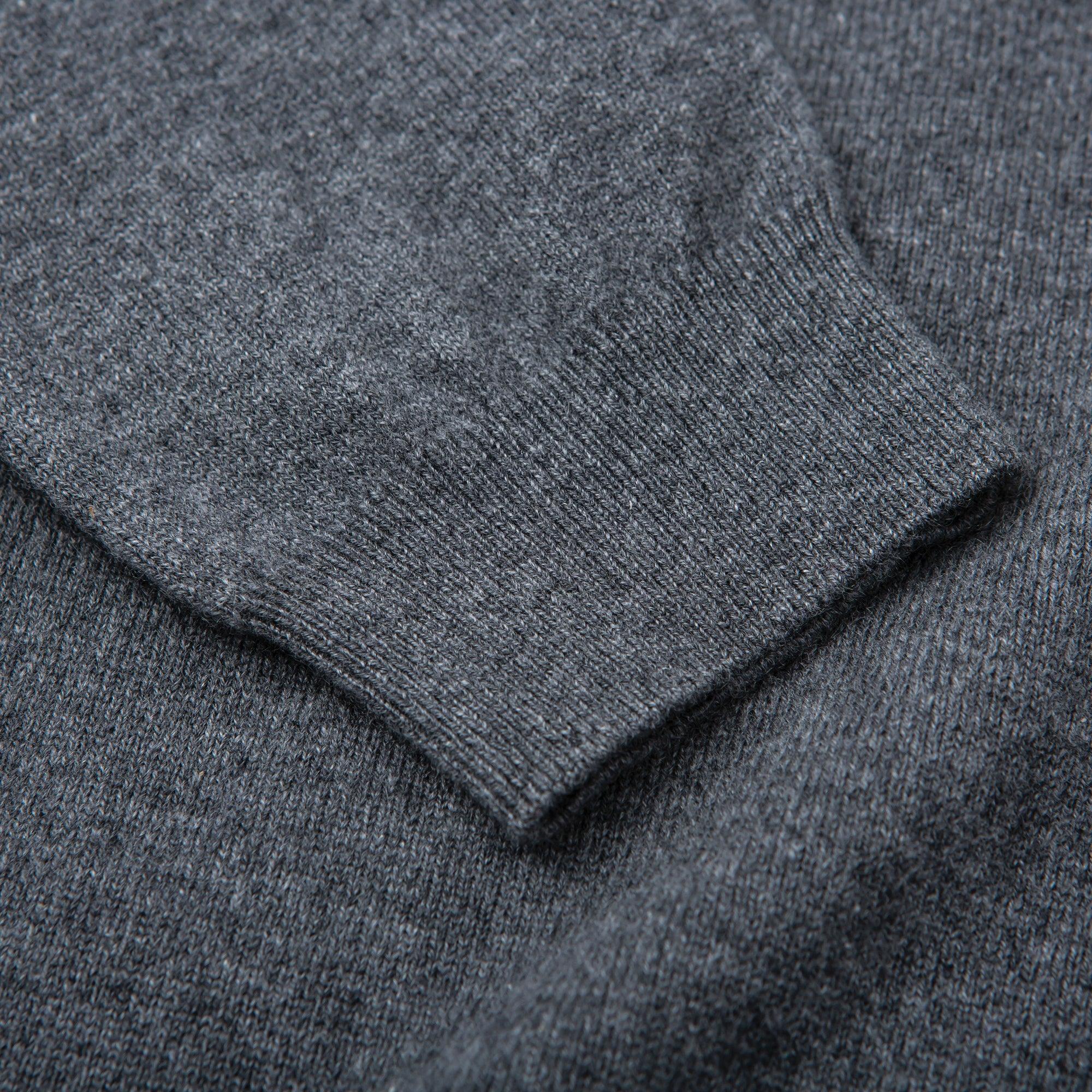 James Cashmere Crewneck Sweater for Women & Men | Soft Luxury Knit Pullover | Winter Warm Comfortable Casual Wear | Perfect for Office, Travel & Date Nights