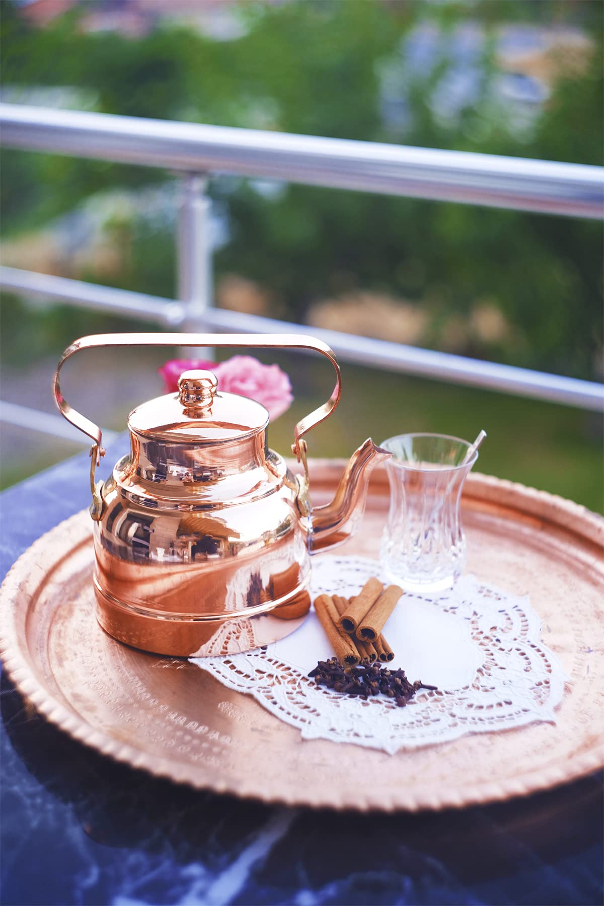 Premium 1.3L Shining Copper Tea Kettle - Handcrafted Stovetop Teapot for Tea Lovers, Perfect for Home Brewing, Camping & Gift Giving