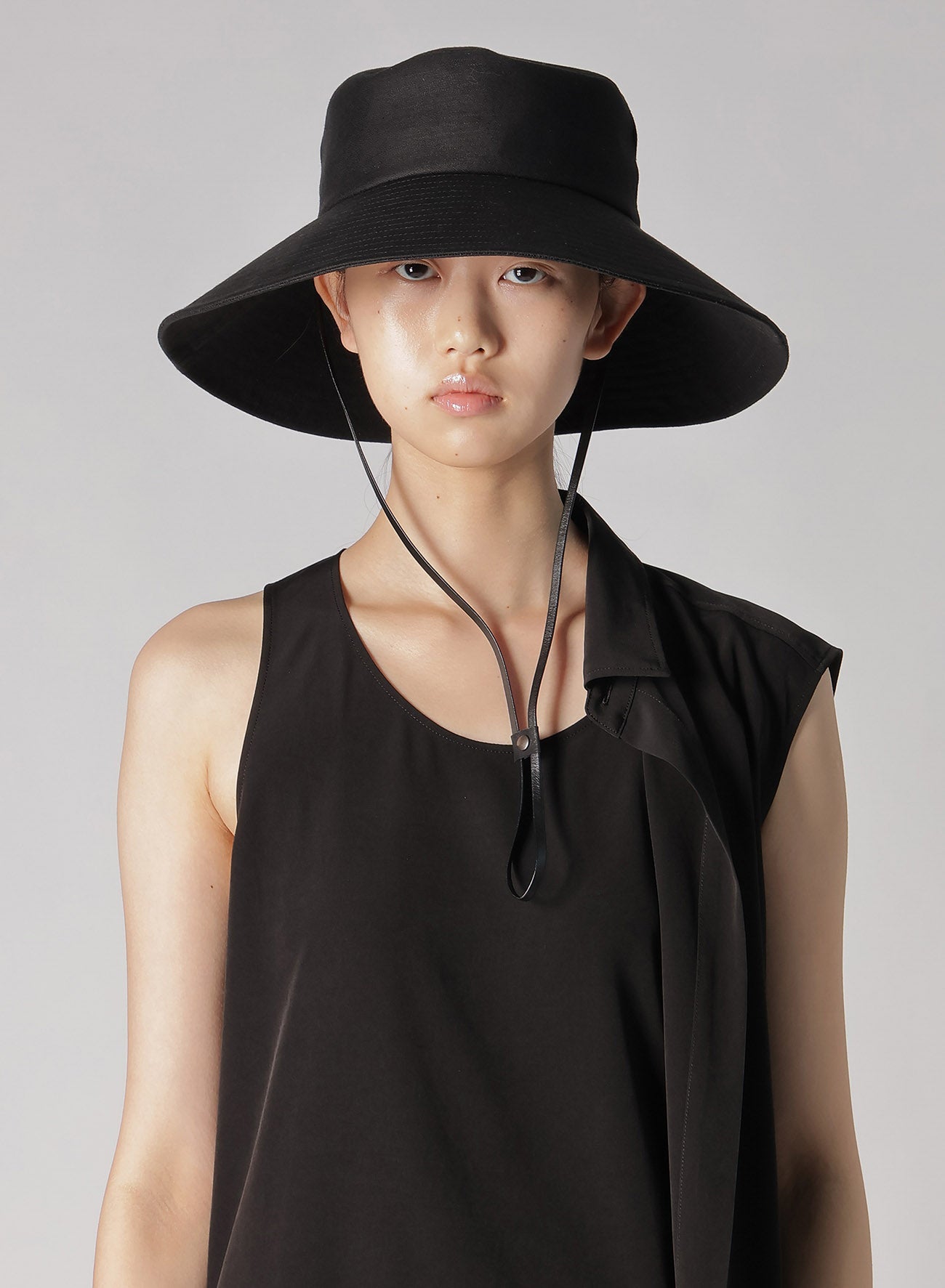 Canvas Capelin Hat - Stylish & Comfortable Unisex Sun Hat for Outdoor Activities, Beach, Hiking, and Travel