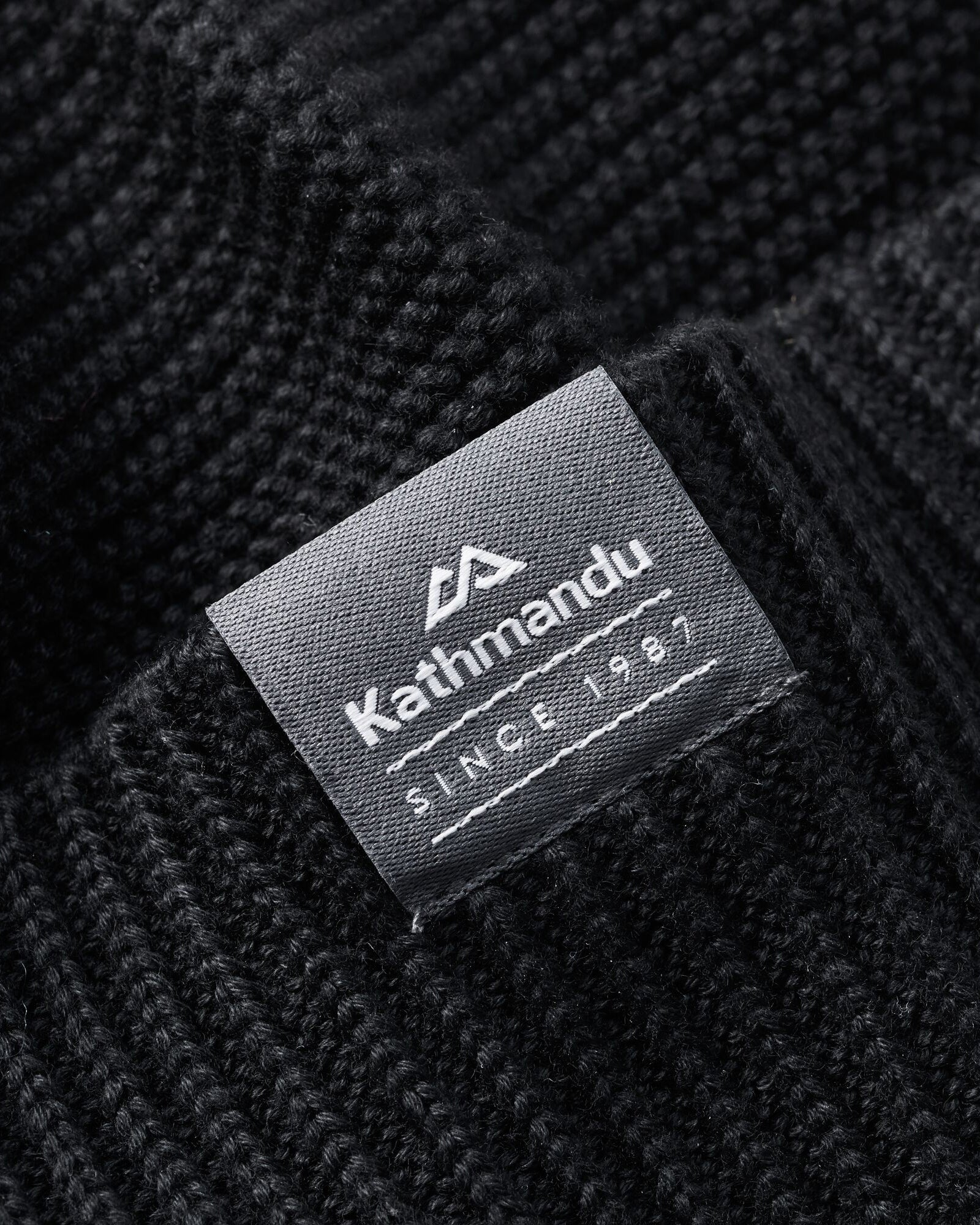 Federate Beanie - Soft Winter Knit Hat for Men & Women - Black - Perfect for Skiing, Hiking, and Cold Weather Outdoor Activities