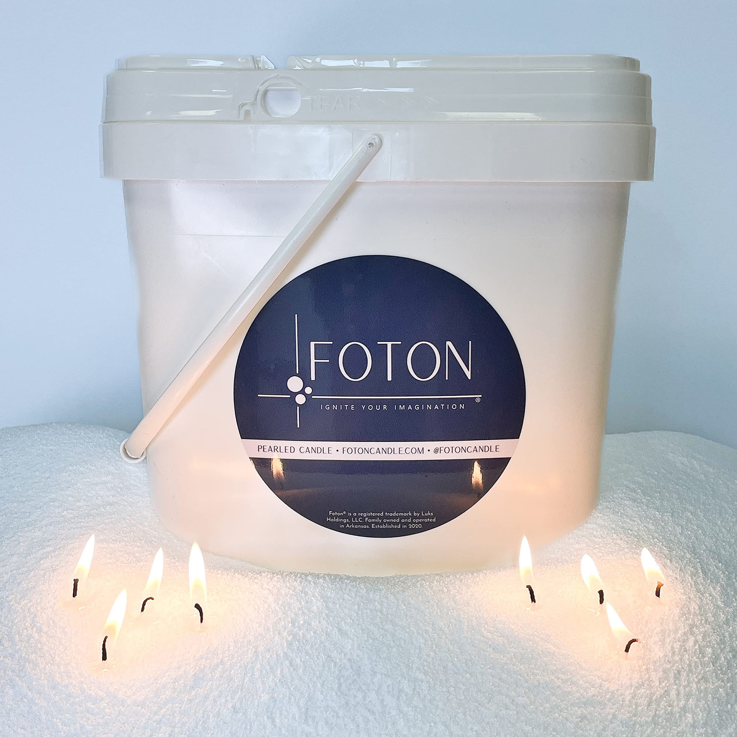 Foton Pearled Candle White Unscented 2 Gallon 9lb Bulk Scent-Free Powder Candle Kit with 100 Wicks - Perfect for Wedding Decorations, Church Events & Home Aromatherapy