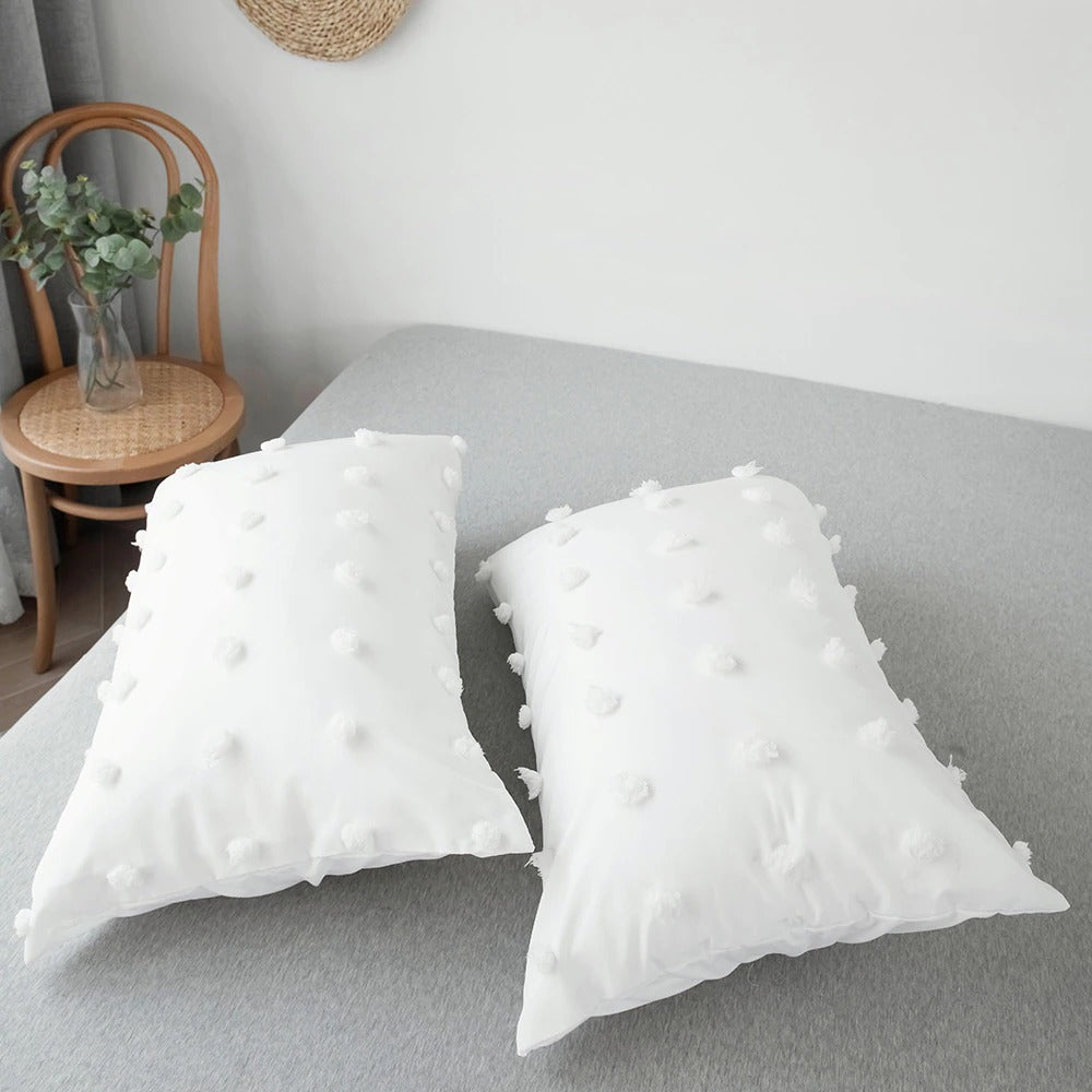Soft White Pom Pom Bedding Set - Queen Size, 3-Piece Comforter Set with Decorative Pom Poms - Perfect for Cozy Bedrooms, Guest Rooms & Boho Chic Home Decor