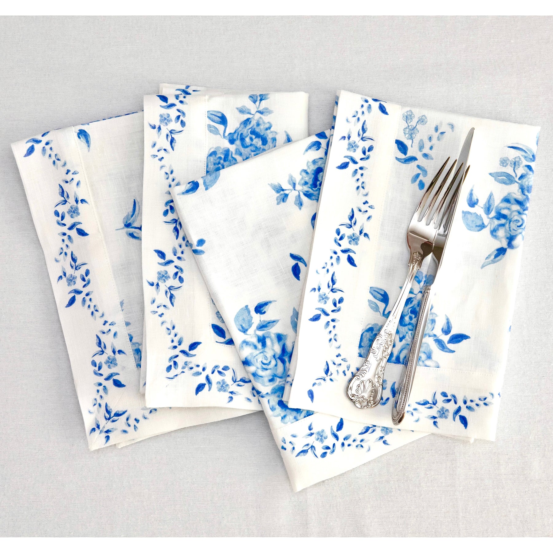 Jolie Fleur Floral Printed Napkins - Set of 4 Premium Cotton Dinner Napkins for Elegant Dining & Party Decor