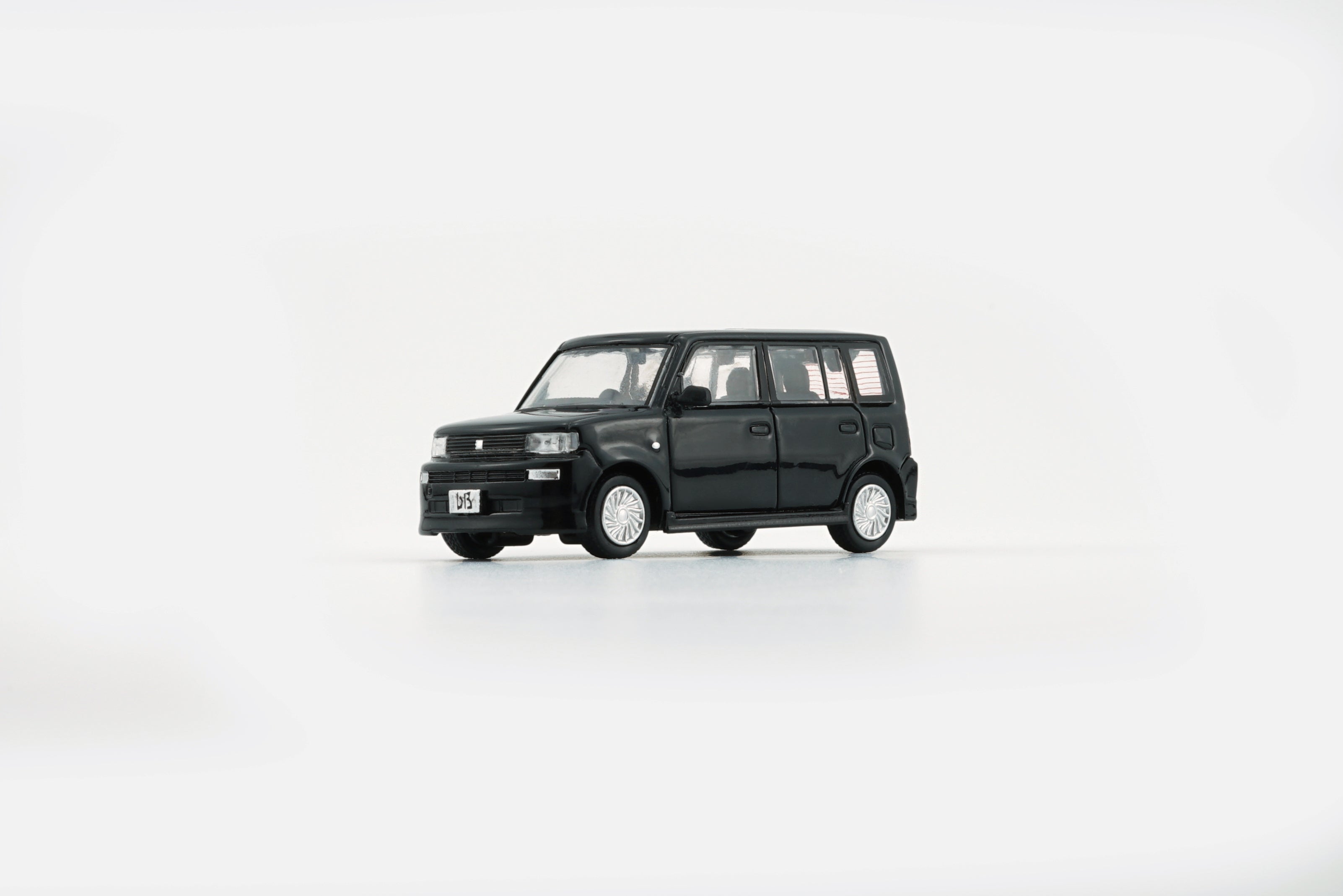 BM Creations 1:64 Scale Diecast Toyota 2000 bB (xB US) Left-Hand Drive Black Model Car - Perfect for Collectors, Display Cases & Toy Car Racing