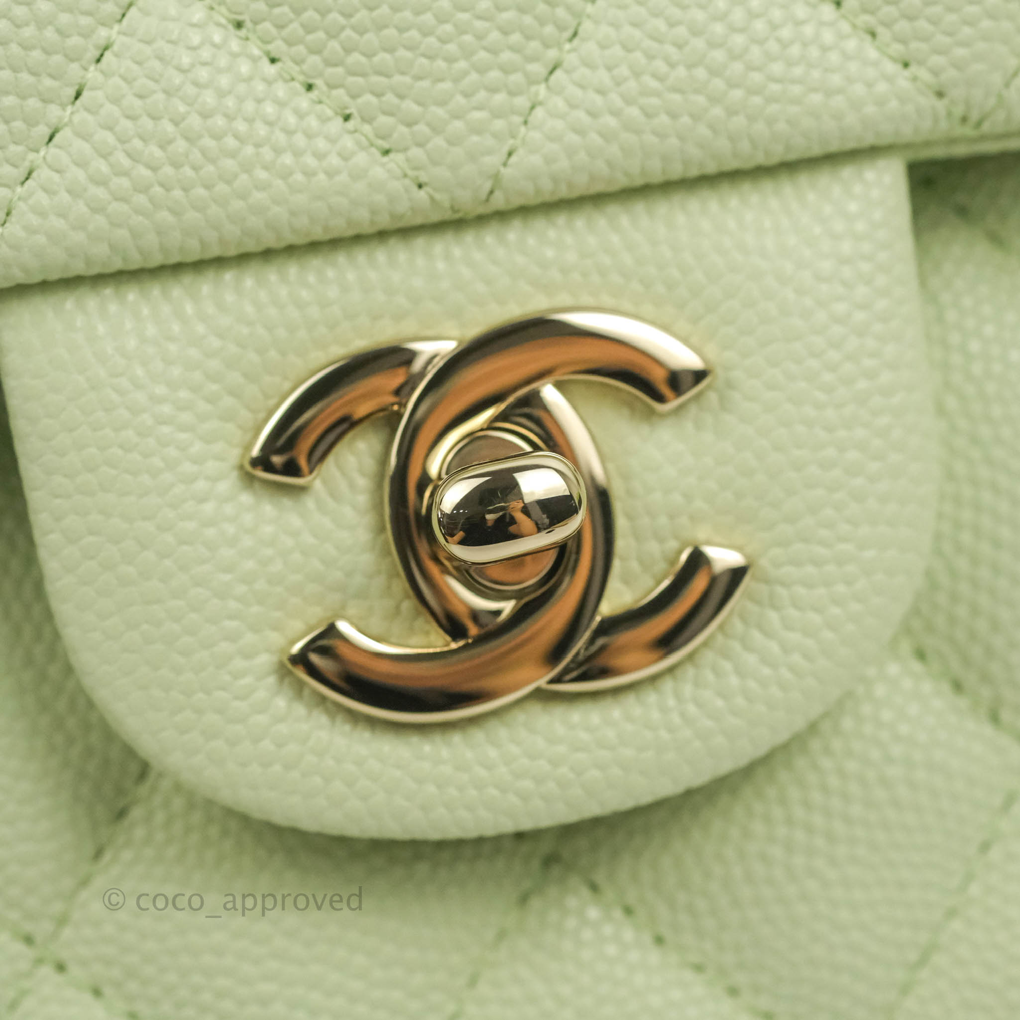 Chanel Classic M/L Medium Flap Bag in Quilted Avocado Green Caviar Leather with Gold Hardware - Luxury Handbag for Women, Perfect for Parties, Work & Everyday Use