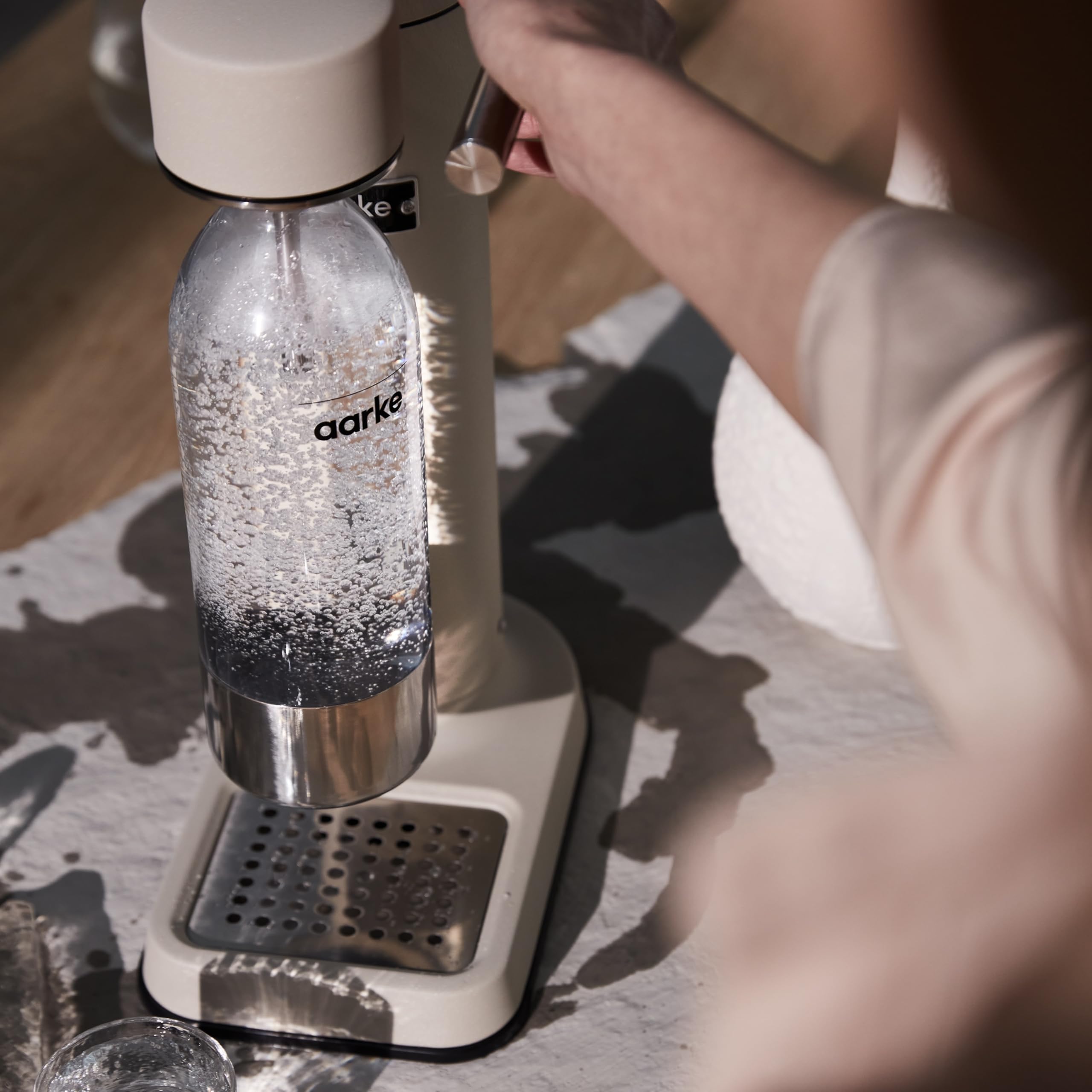 Aarke Carbonator III - Premium Sparkling Water Maker with 800mL BPA-Free PET Bottle, Stainless Steel Home Carbonation System for Healthy Drinks | Perfect for Kitchen, Office & Party Use