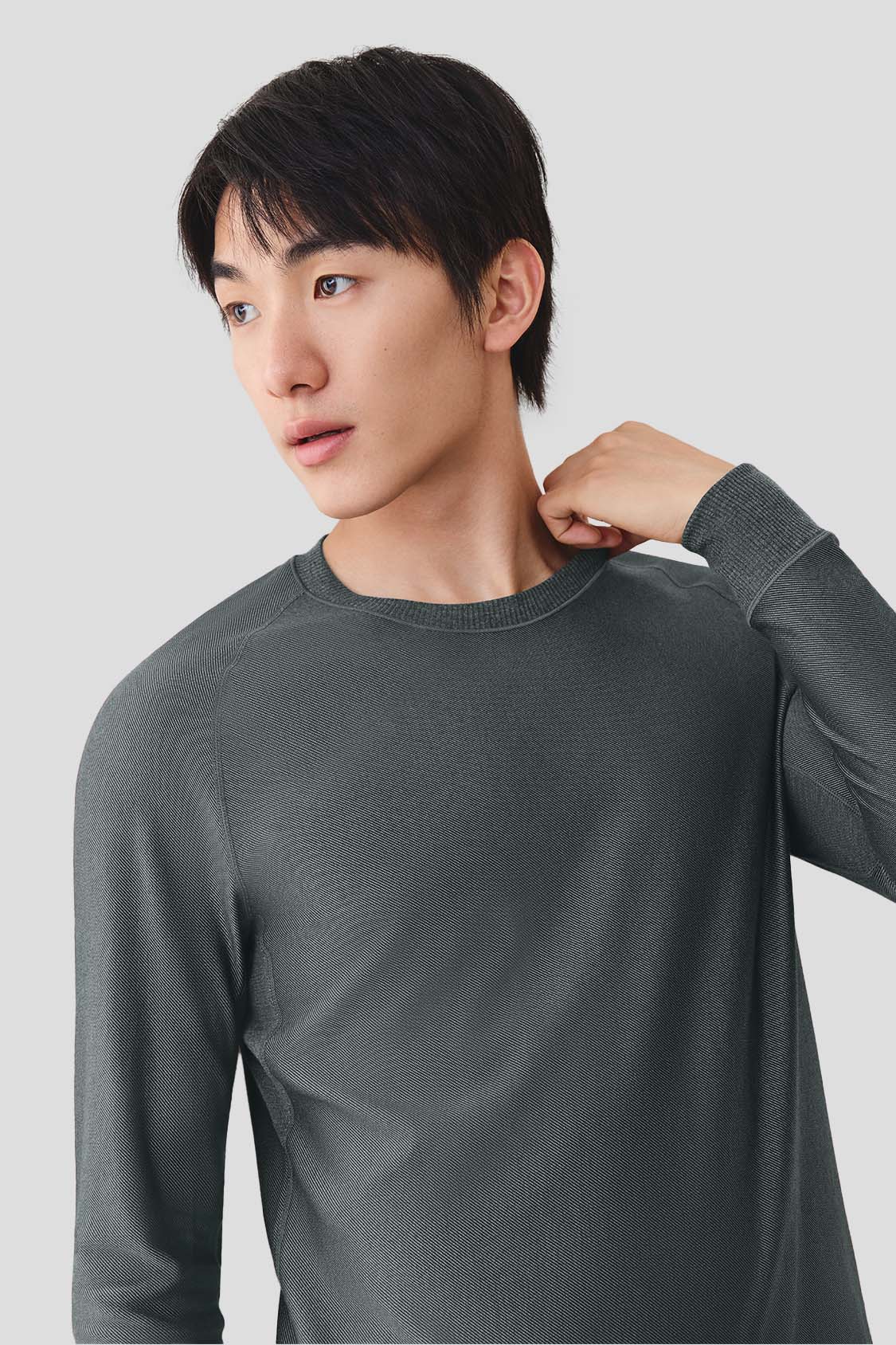 BaseCore Men's Performance Base Layer Set - Moisture Wicking Thermal Underwear for Cold Weather & Outdoor Activities - Running, Hiking, Skiing & Workout Essentials