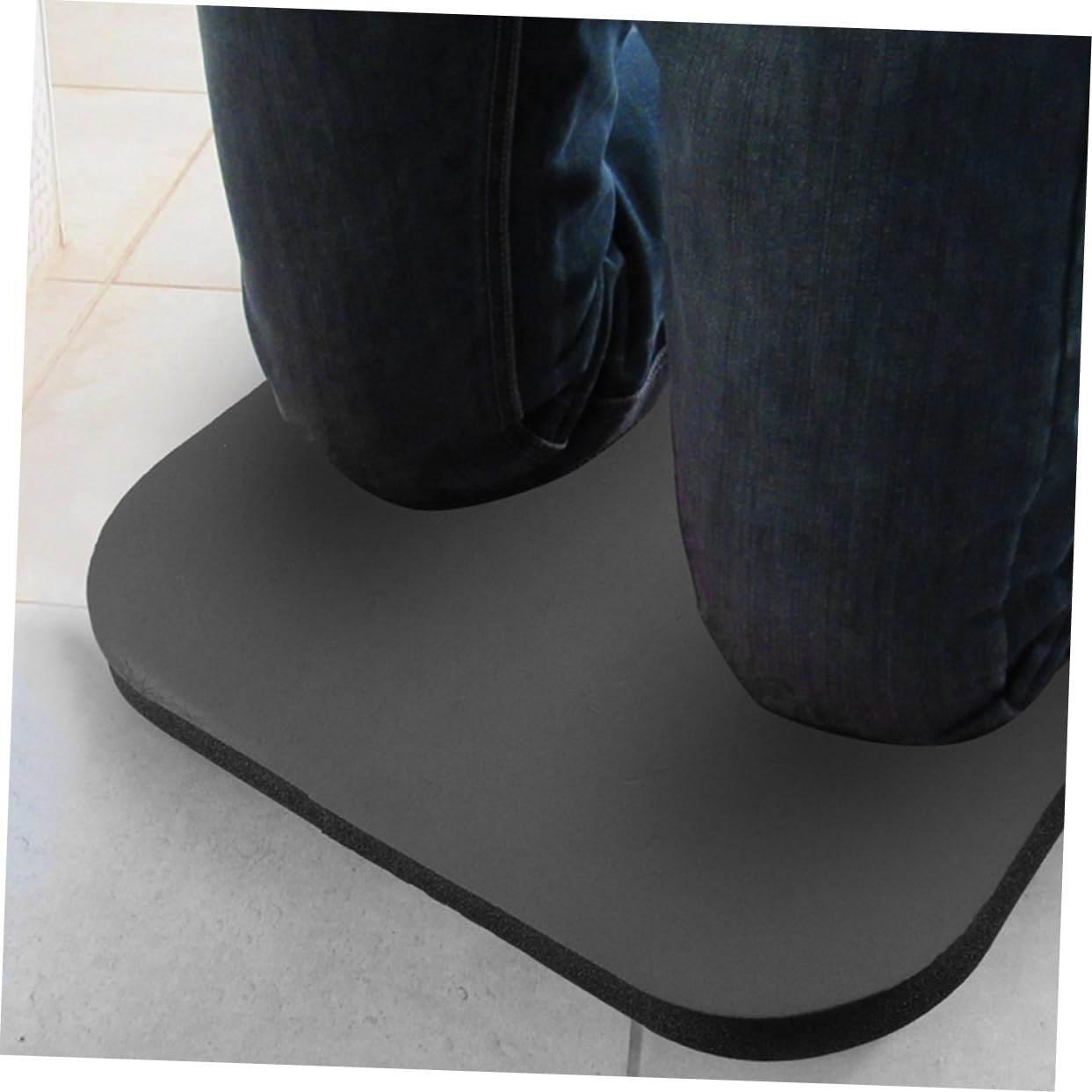 Mipcase Kneeler Pad - Thick Cushioned Knee Mat for Gardening, Cleaning, Sports & Outdoor Activities - Portable & Ergonomic Knee Support for Home, Work & Exercise