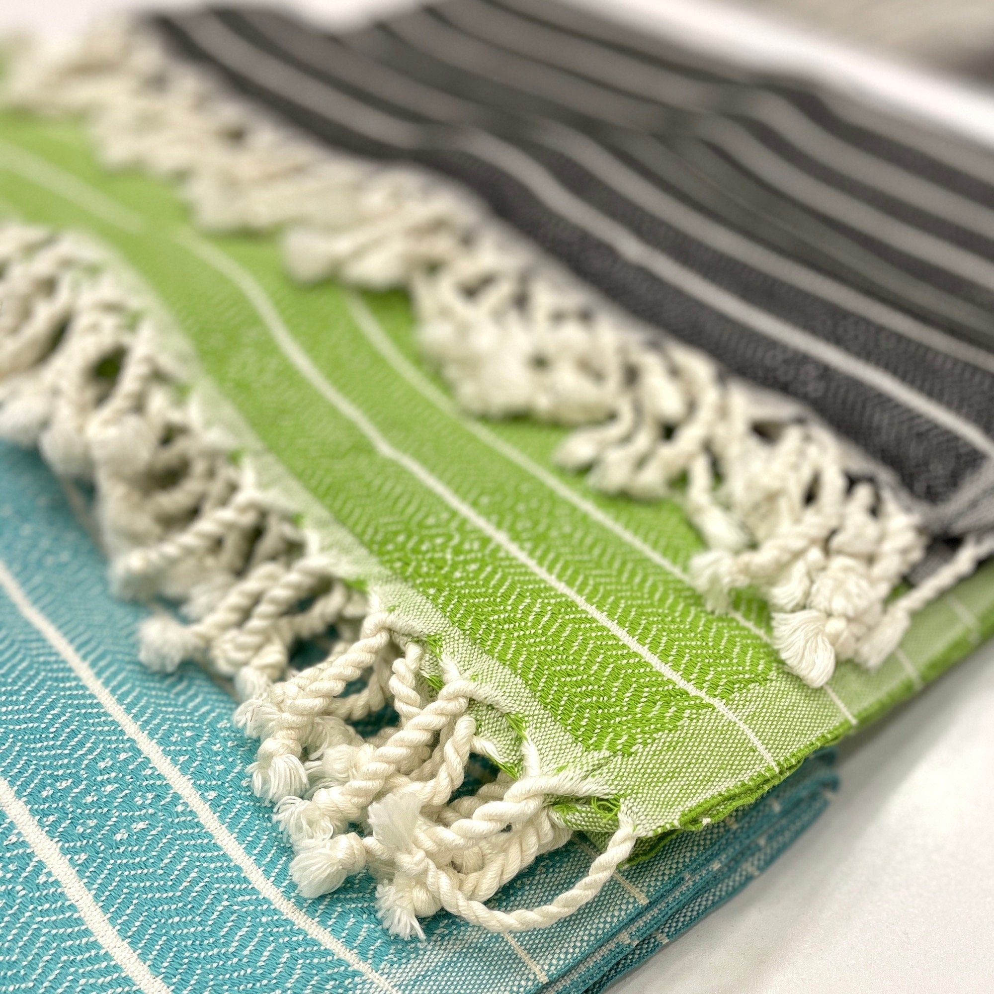 Premium Turkish Bamboo Towels - Soft, Absorbent & Quick-Drying in Gray, Turquoise, Blue, Green & Black - Perfect for Beach, Spa & Bathroom Use