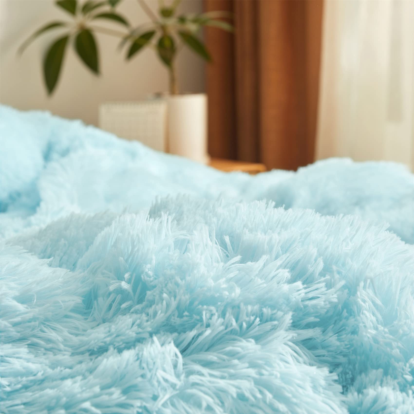 Light Blue Faux Fur Shaggy Comforter Cover Set - Ultra Soft Queen Size 3-Piece Bedding Set with Pillowcases & Zipper Closure | Cozy Winter Bedroom Decor for Master Bedroom & Guest Room
