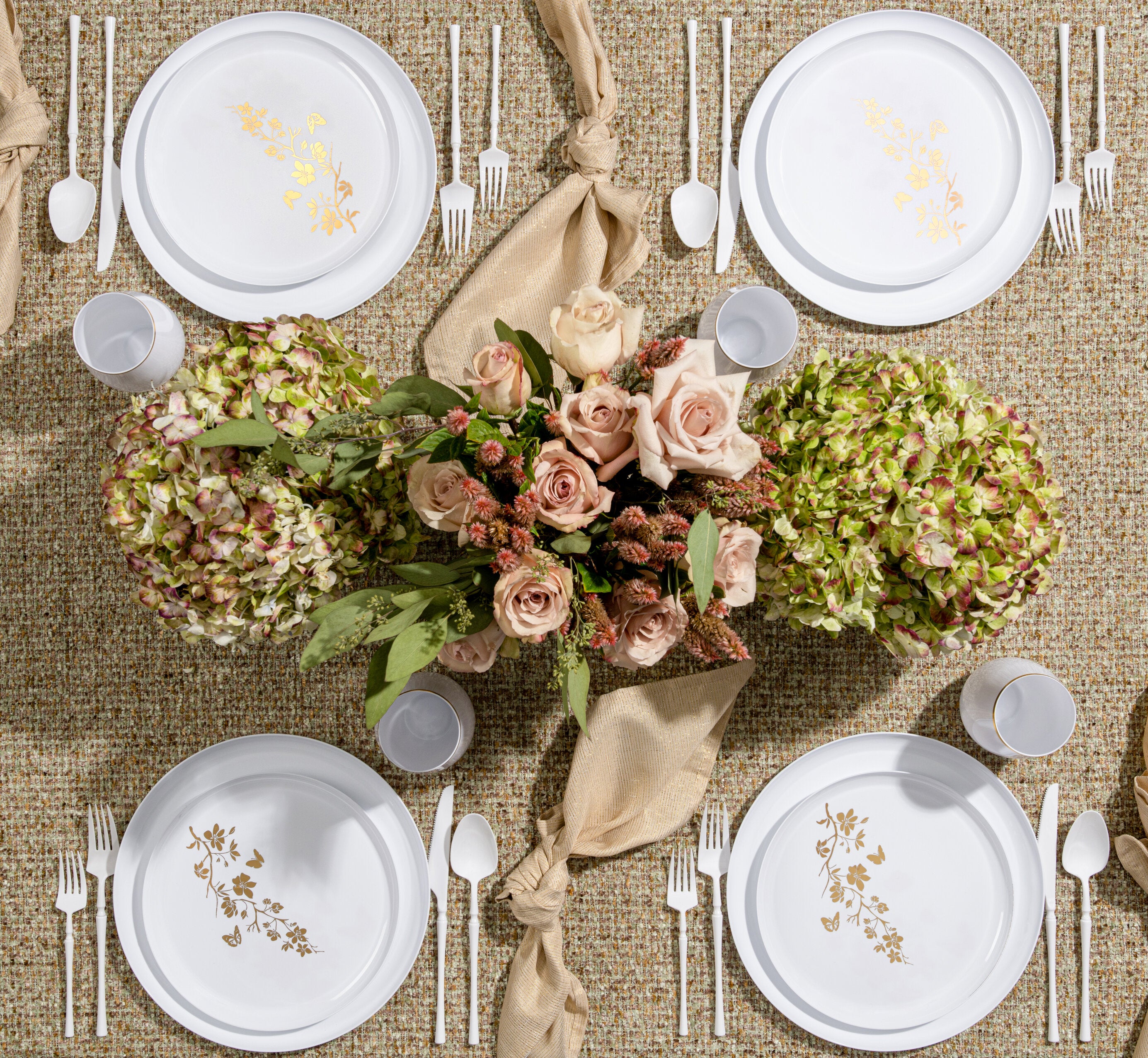 White and Gold Plastic Party Bundle - Elegant Garden Edging for Outdoor Decorations | Perfect for Weddings, Birthday Parties, and Garden Events